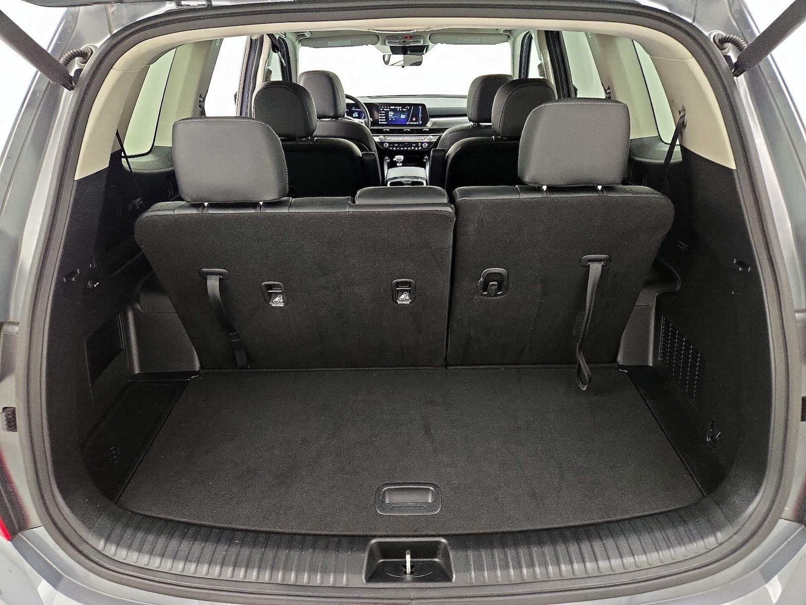 2025 Kia Telluride S - Photo 24