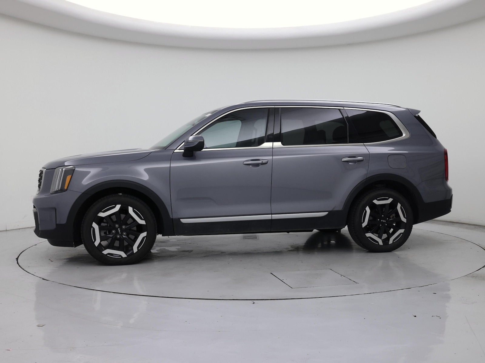 2025 Kia Telluride S - Photo 4