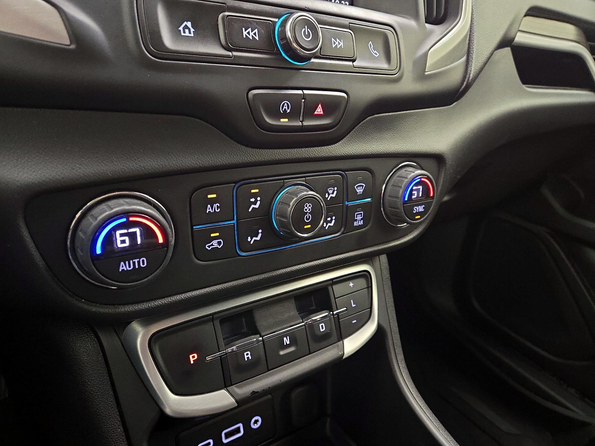 Thumbnail: 2022 GMC Terrain - 16
