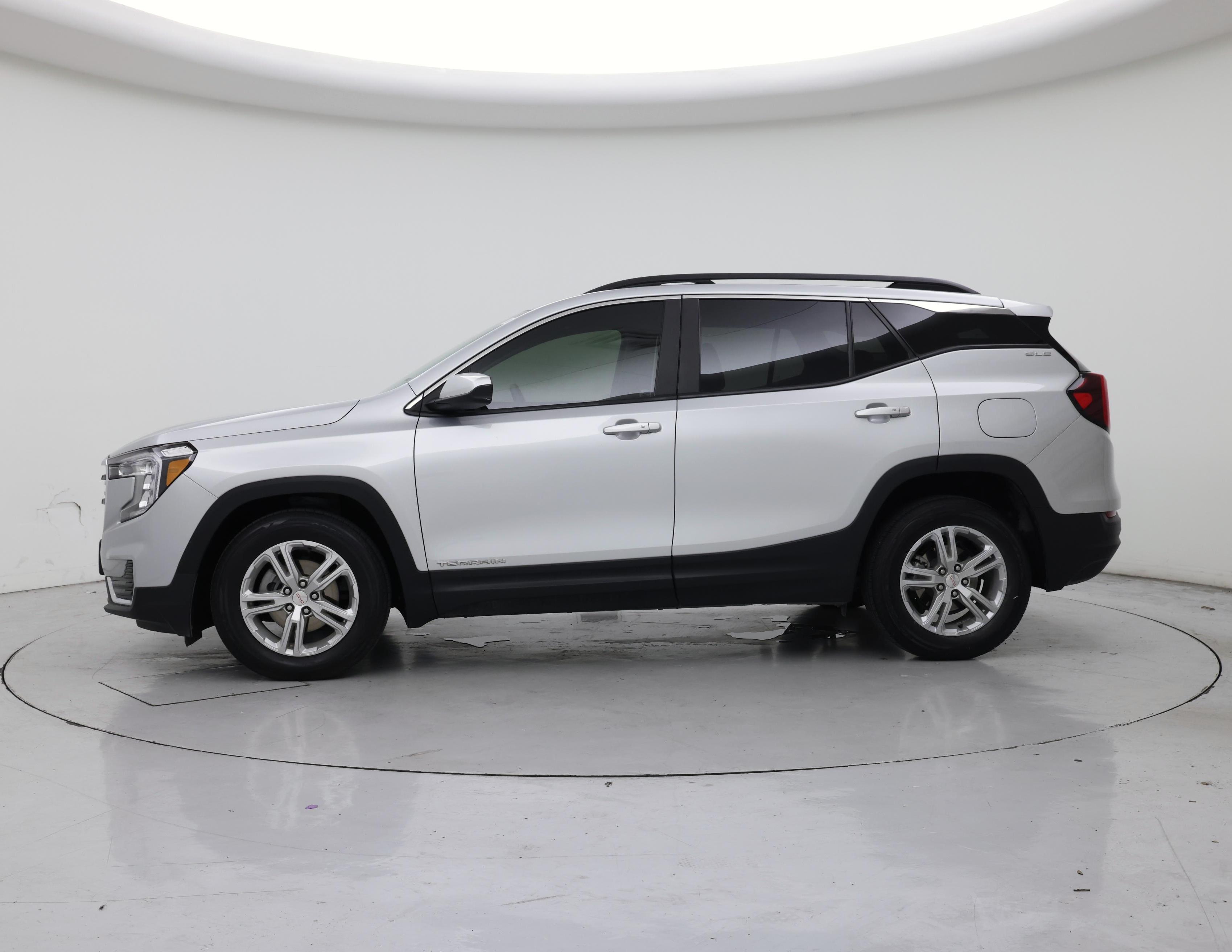 Thumbnail: 2022 GMC Terrain - 3