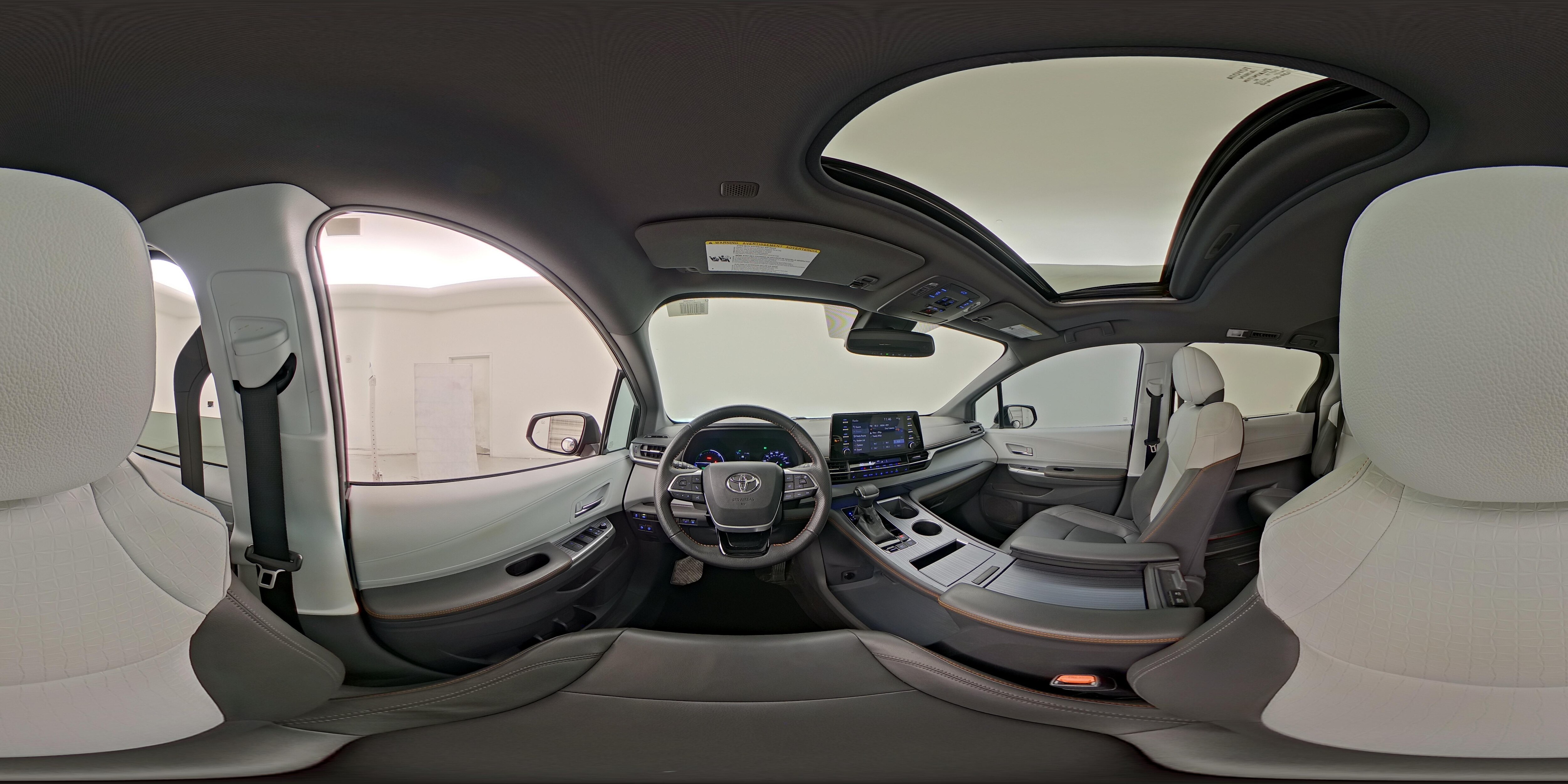 2021 Toyota Sienna XSE - Photo 30