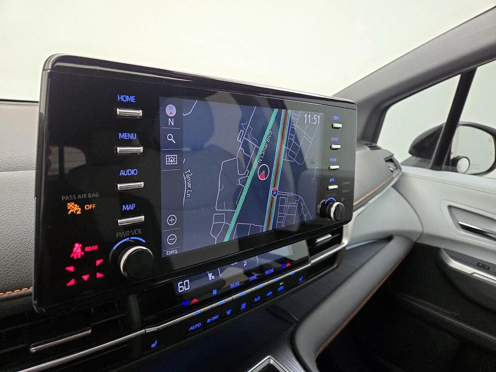 2021 Toyota Sienna XSE - Photo 15