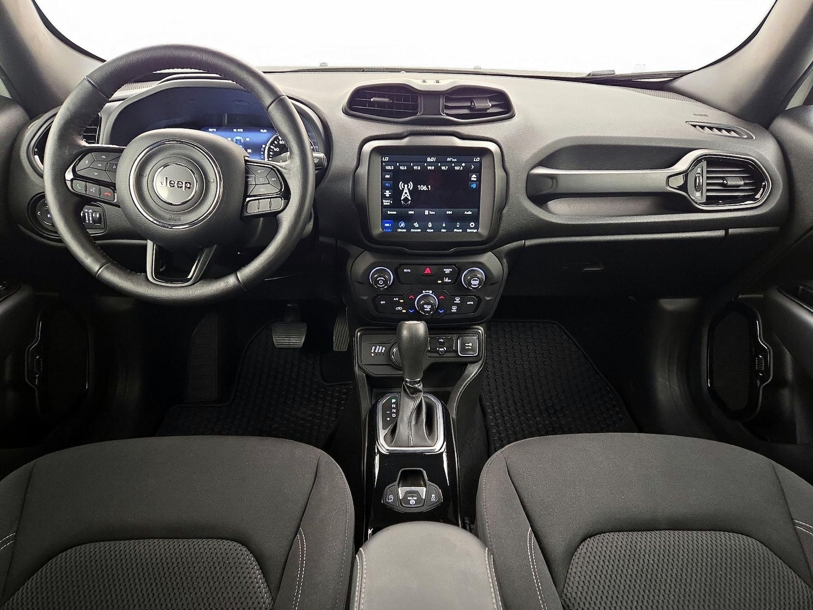 2022 Jeep Renegade Altitude - Photo 10