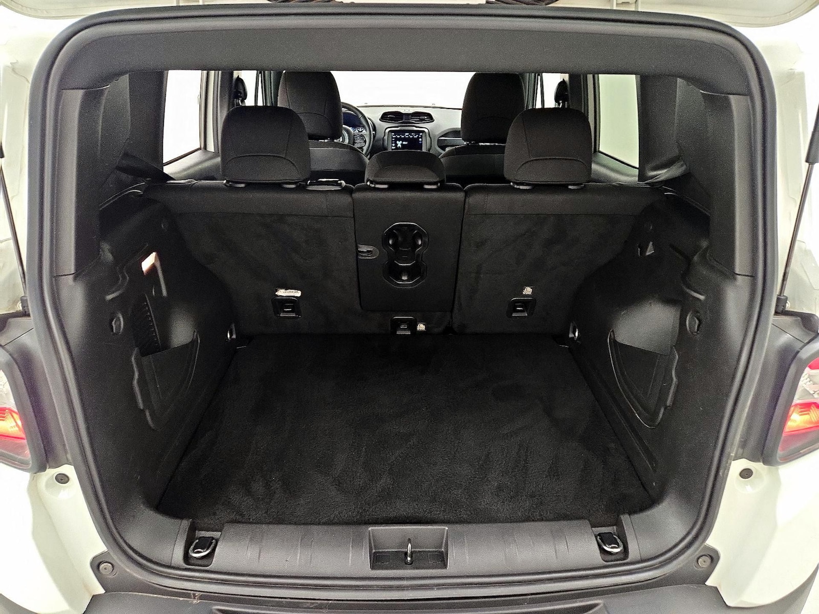 2022 Jeep Renegade Altitude - Photo 22