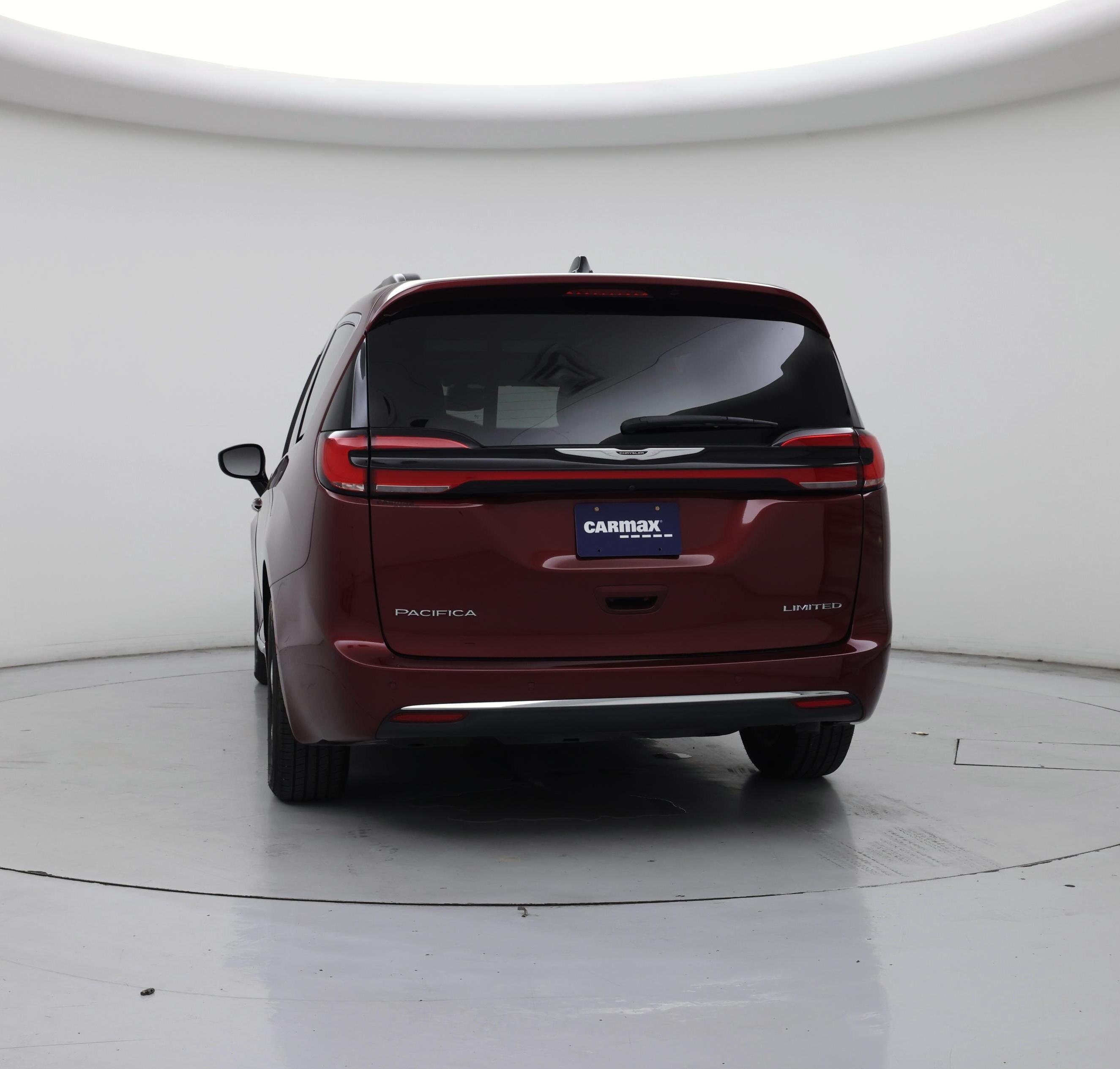 Thumbnail: 2023 Chrysler Pacifica - 6