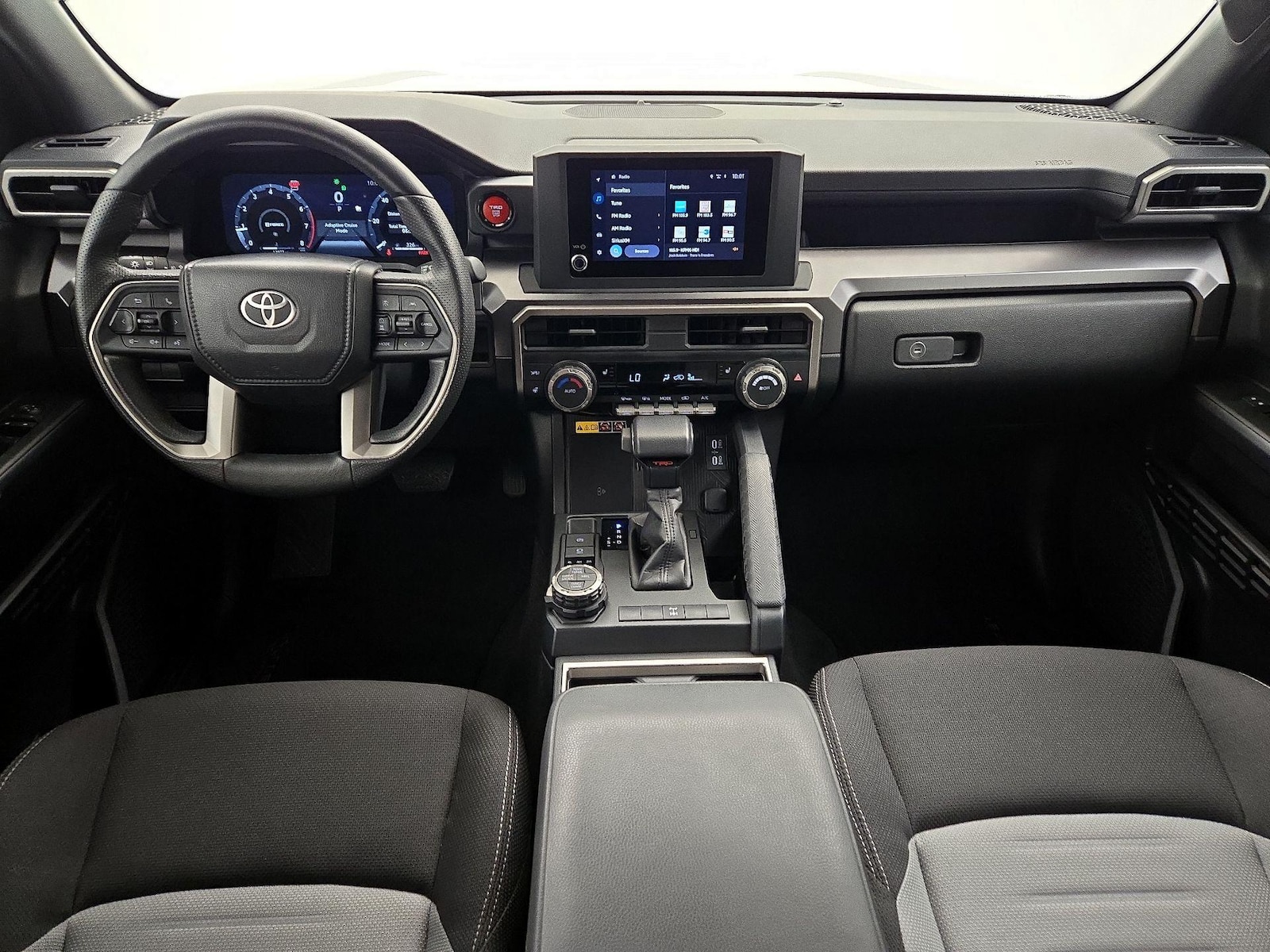 2025 Toyota 4Runner TRD Off-Road - Photo 10