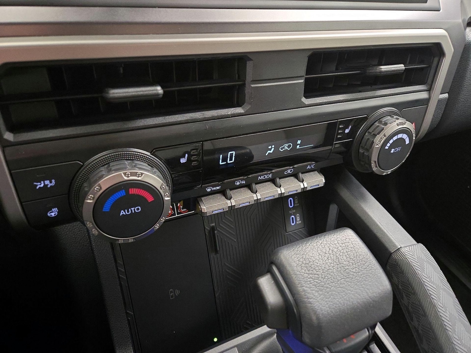 2025 Toyota 4Runner TRD Off-Road - Photo 17