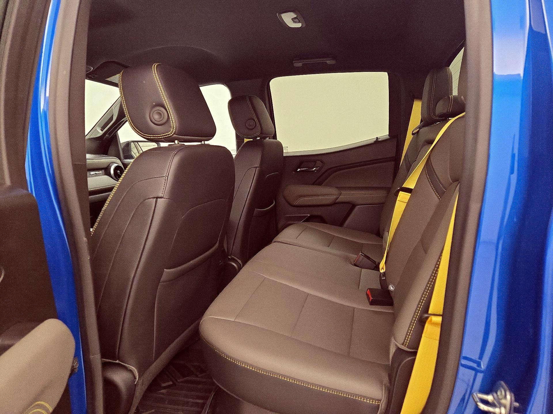Thumbnail: 2024 Chevrolet Colorado - 20
