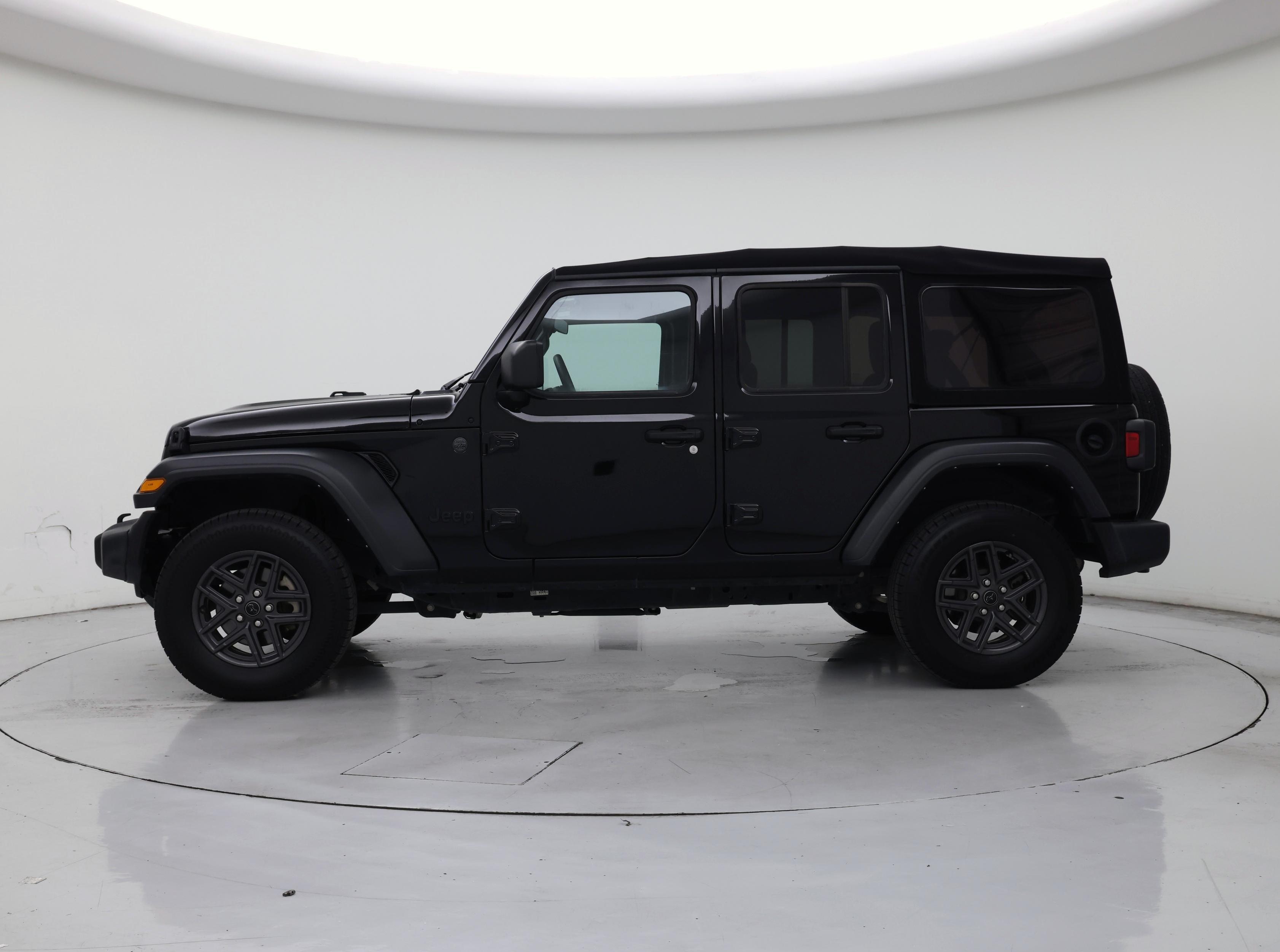 Thumbnail: 2024 Jeep Wrangler - 3