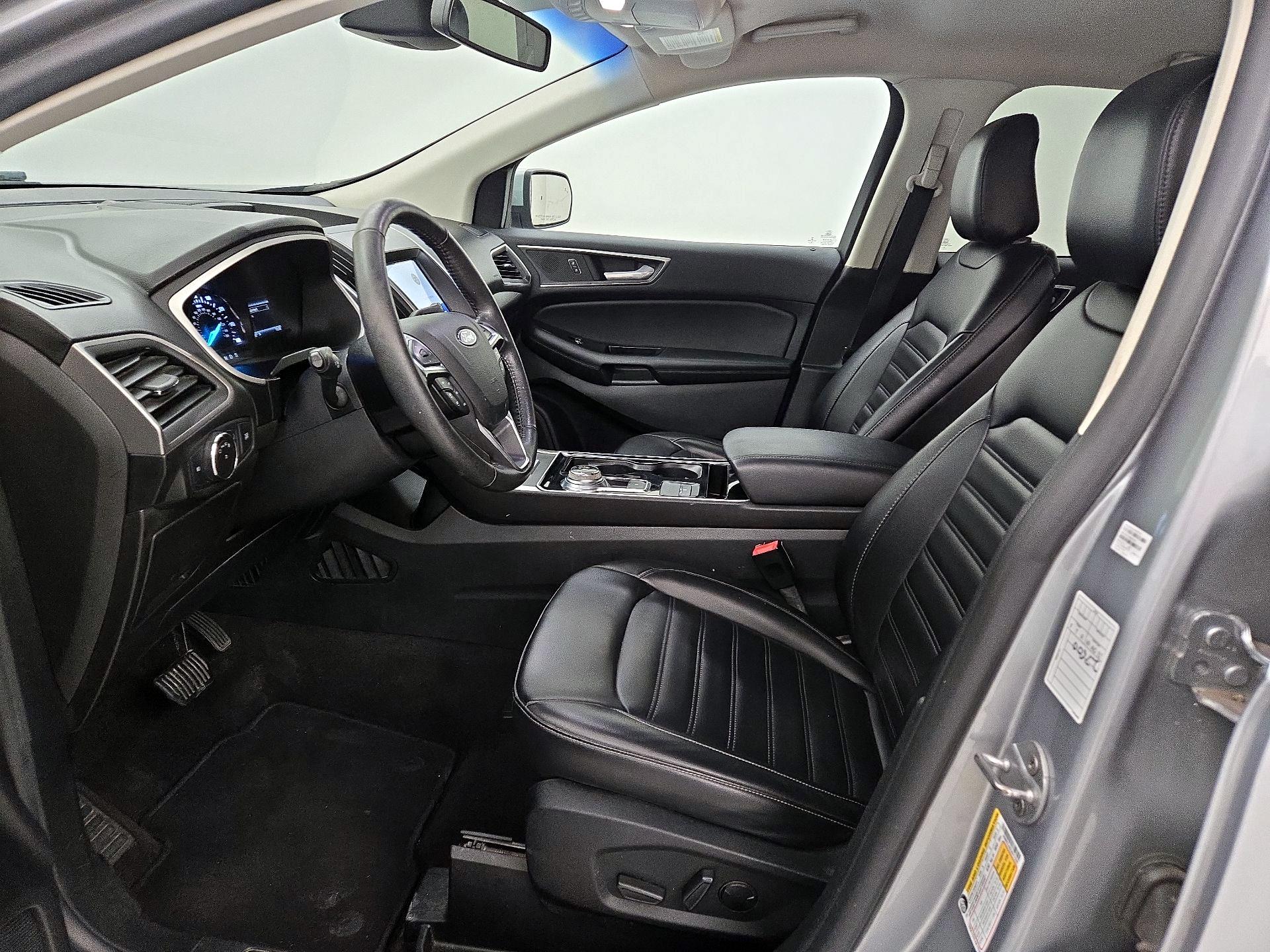 Thumbnail: 2020 Ford Edge - 11