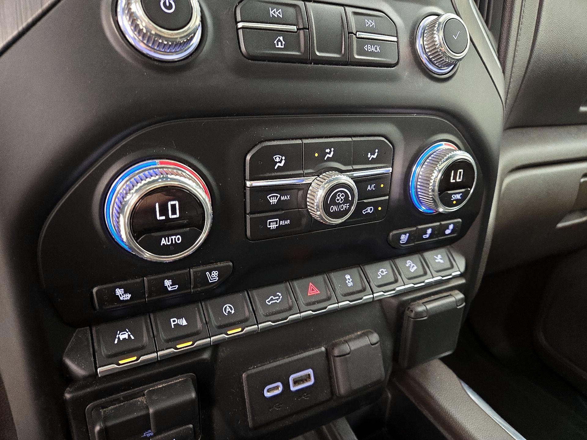 Thumbnail: 2019 GMC Sierra 1500 - 17