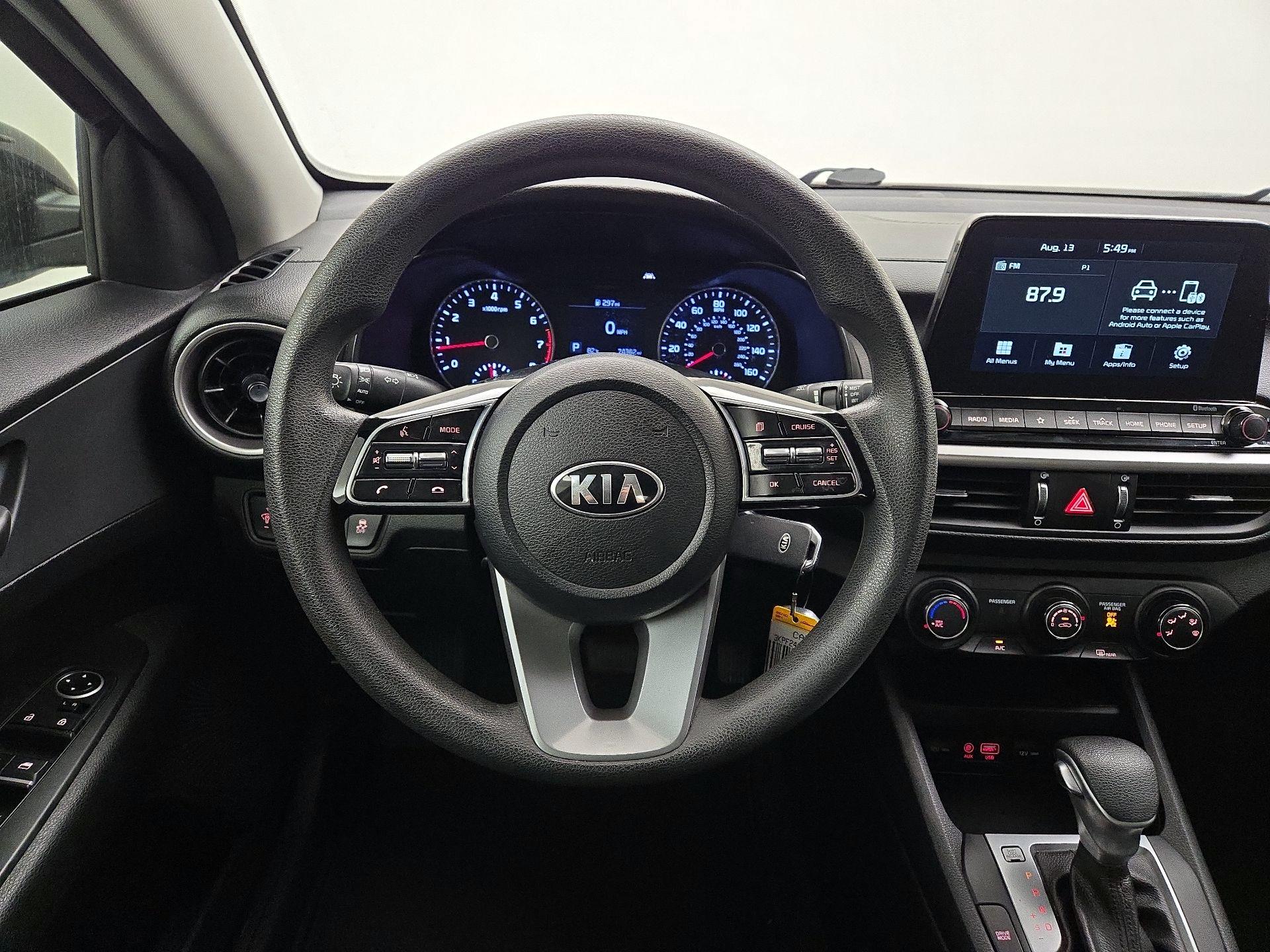 Thumbnail: 2021 Kia Forte - 10