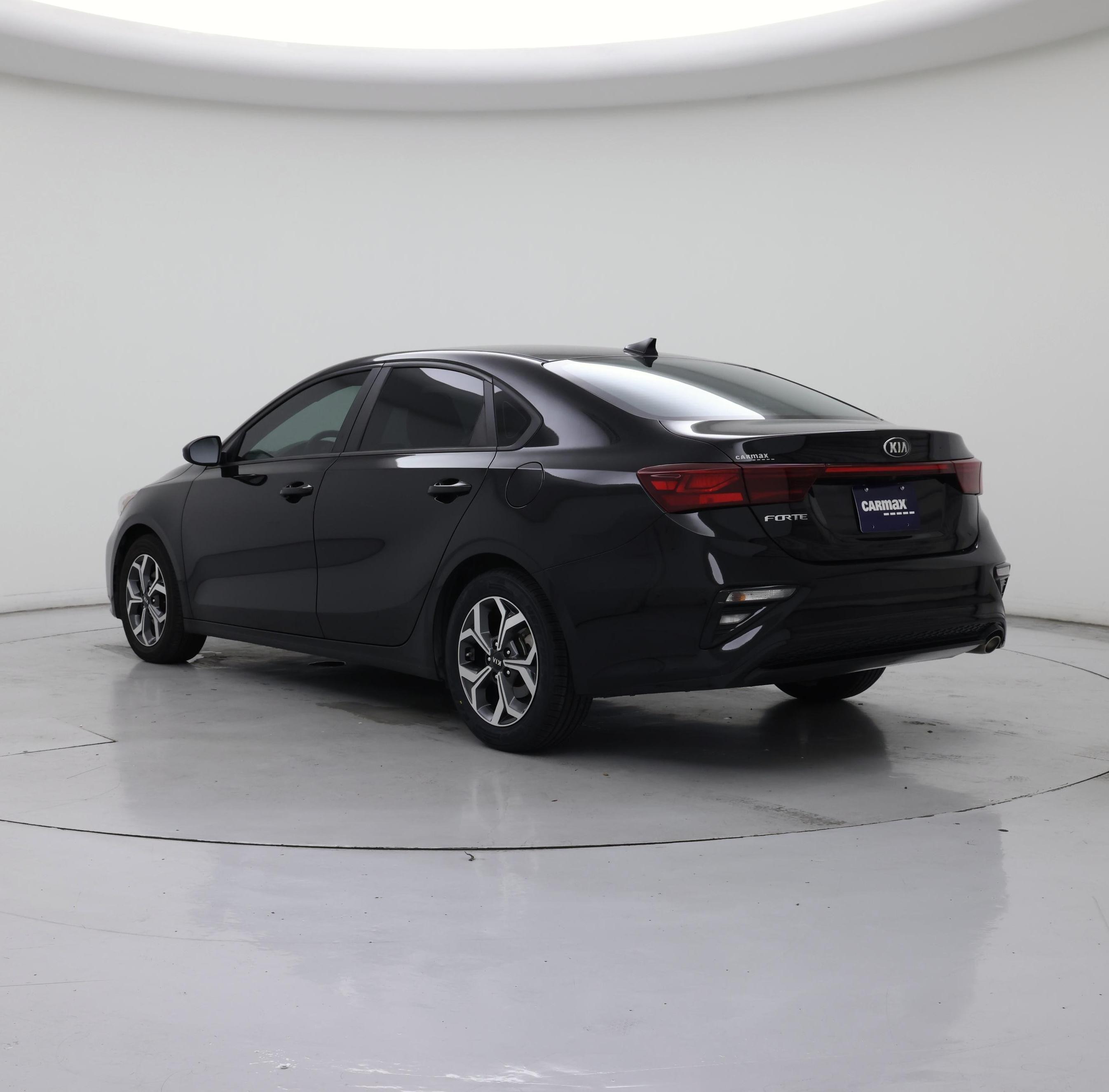 Thumbnail: 2021 Kia Forte - 2