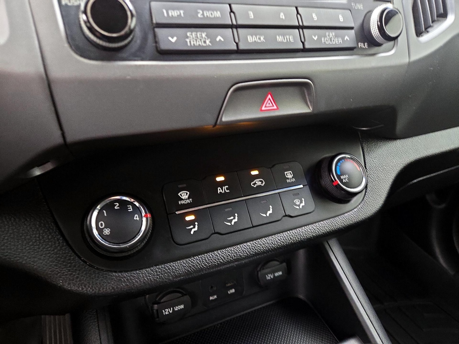 2015 Kia Sportage LX - Photo 16