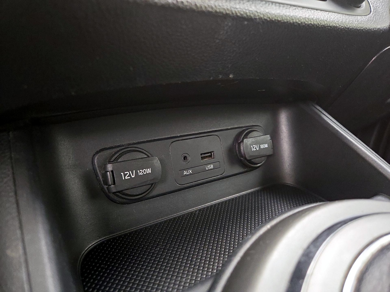 2015 Kia Sportage LX - Photo 18