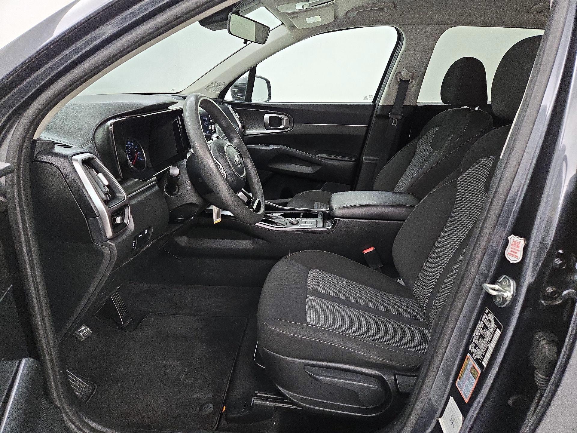 Thumbnail: 2021 Kia Sorento - 11