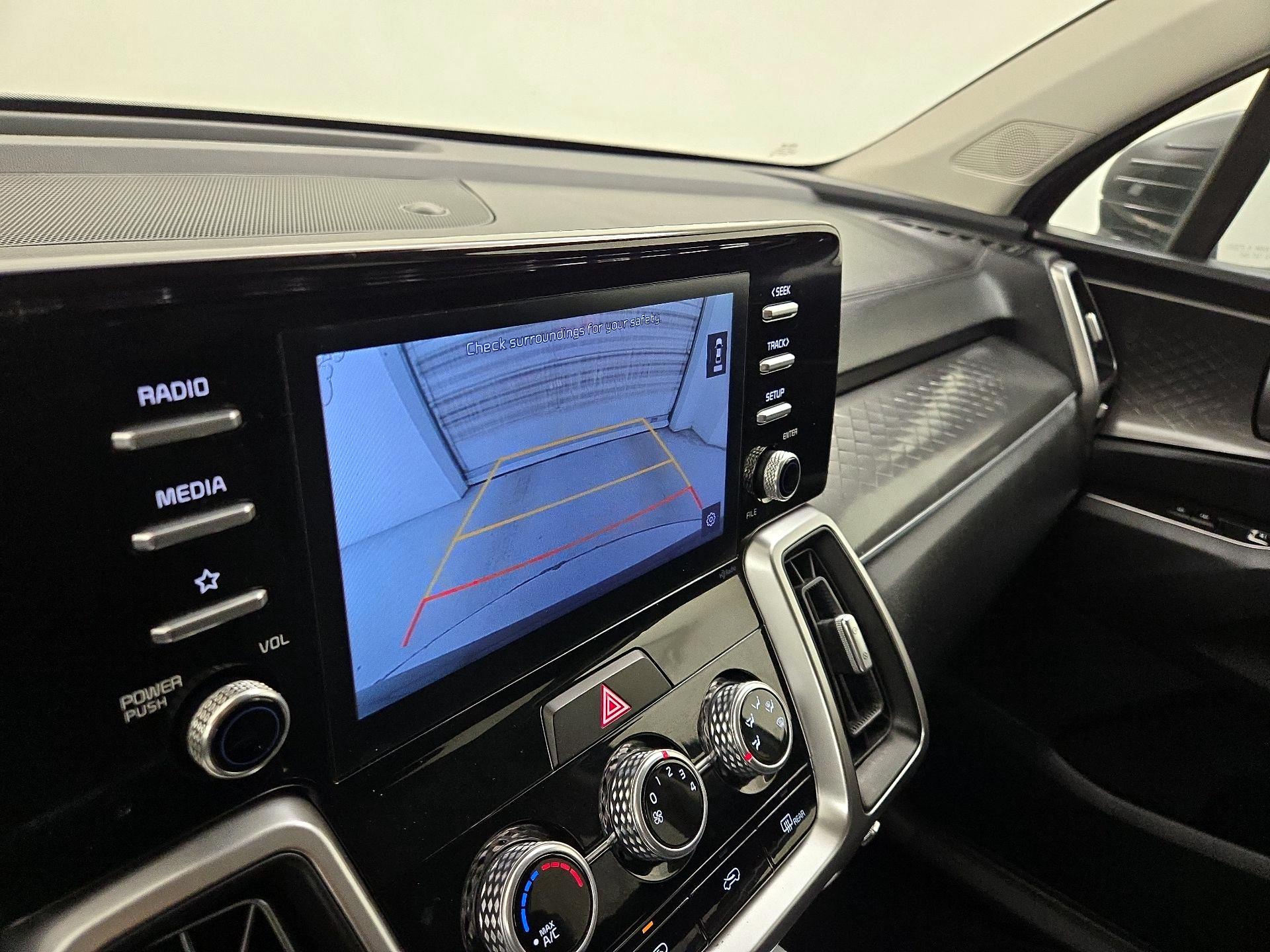Thumbnail: 2021 Kia Sorento - 14