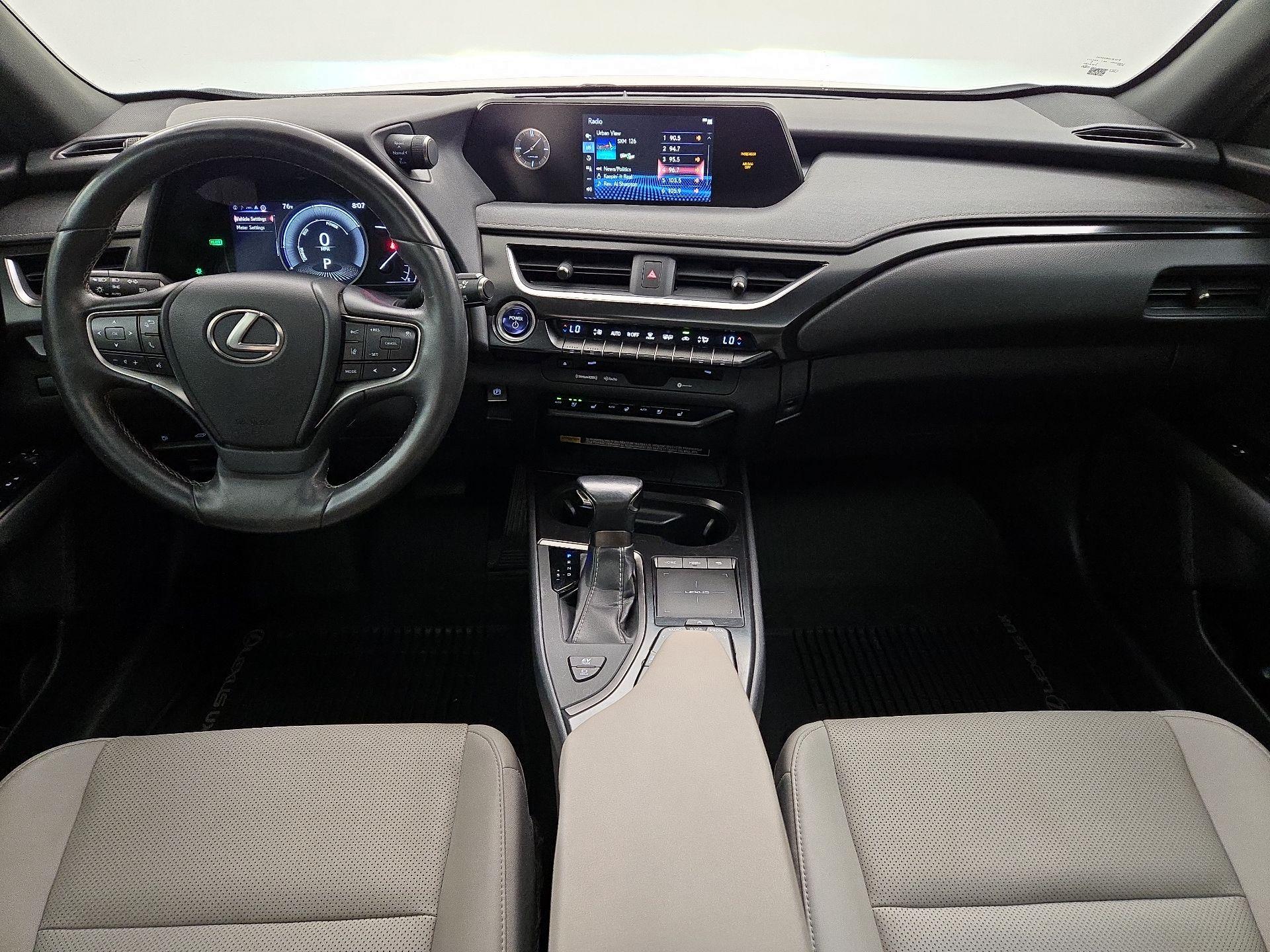 Thumbnail: 2020 Lexus UX - 9