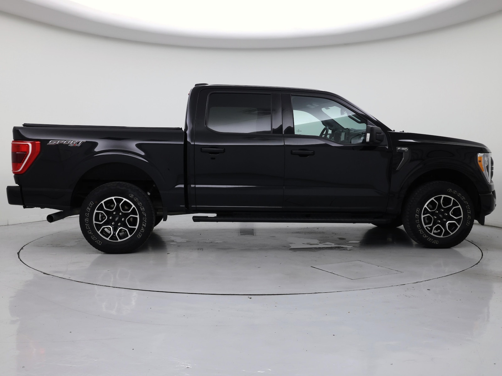 2021 Ford F-150 XLT - Photo 8