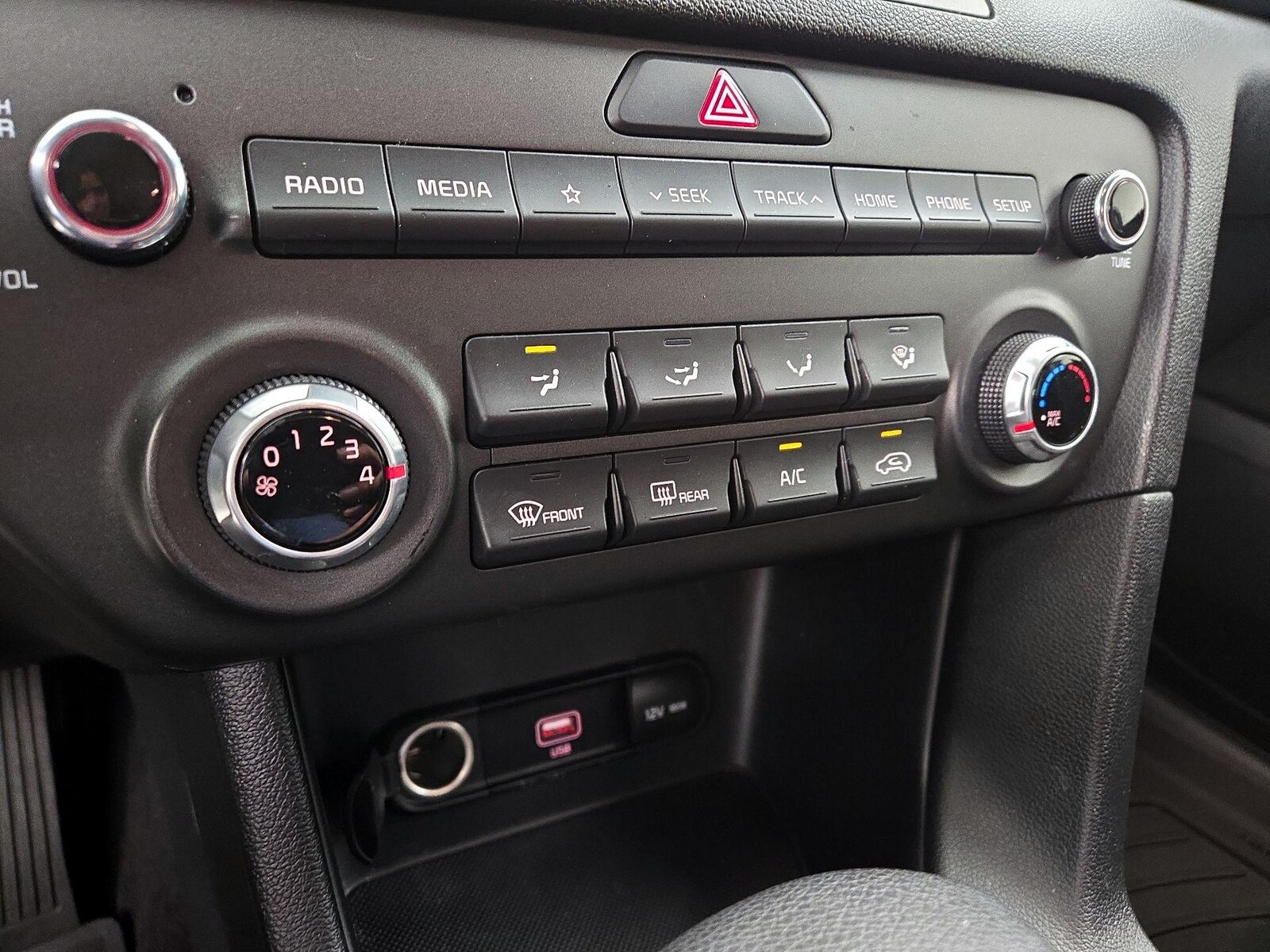 2022 Kia Sportage LX, photo 17