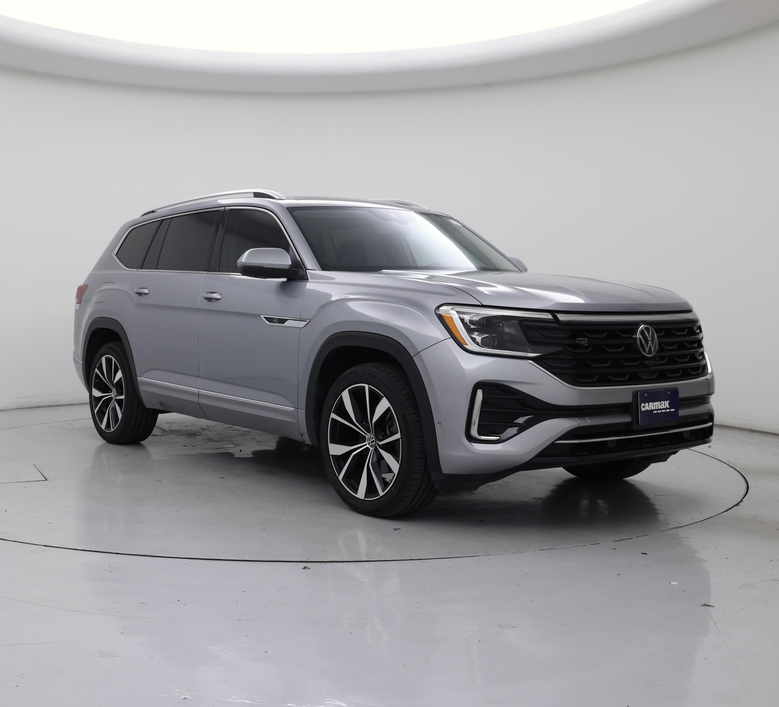 Silver 2024 Volkswagen Atlas SUV / Crossover All-Wheel Drive Automatic
