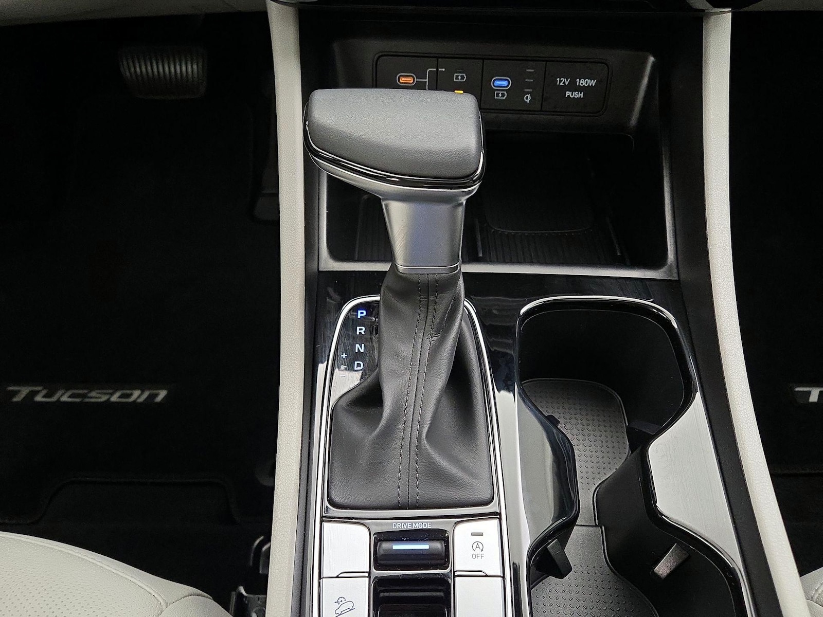 2025 Hyundai Tucson SEL Convenience - Photo 19