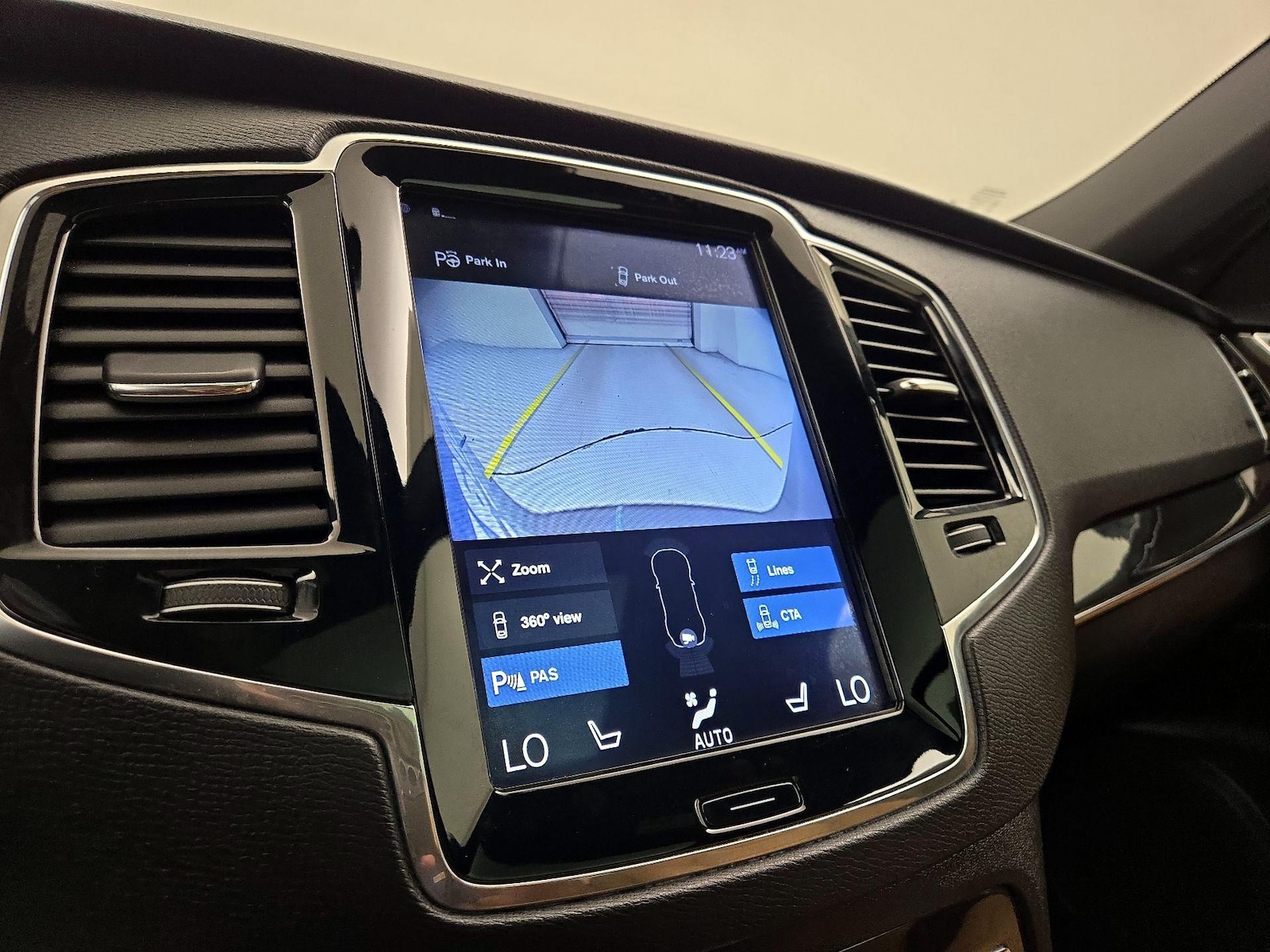2018 Volvo XC90 Momentum - Photo 16