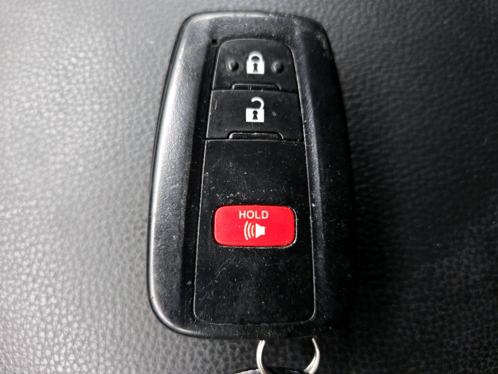 2021 Toyota RAV4 XLE - Photo 23