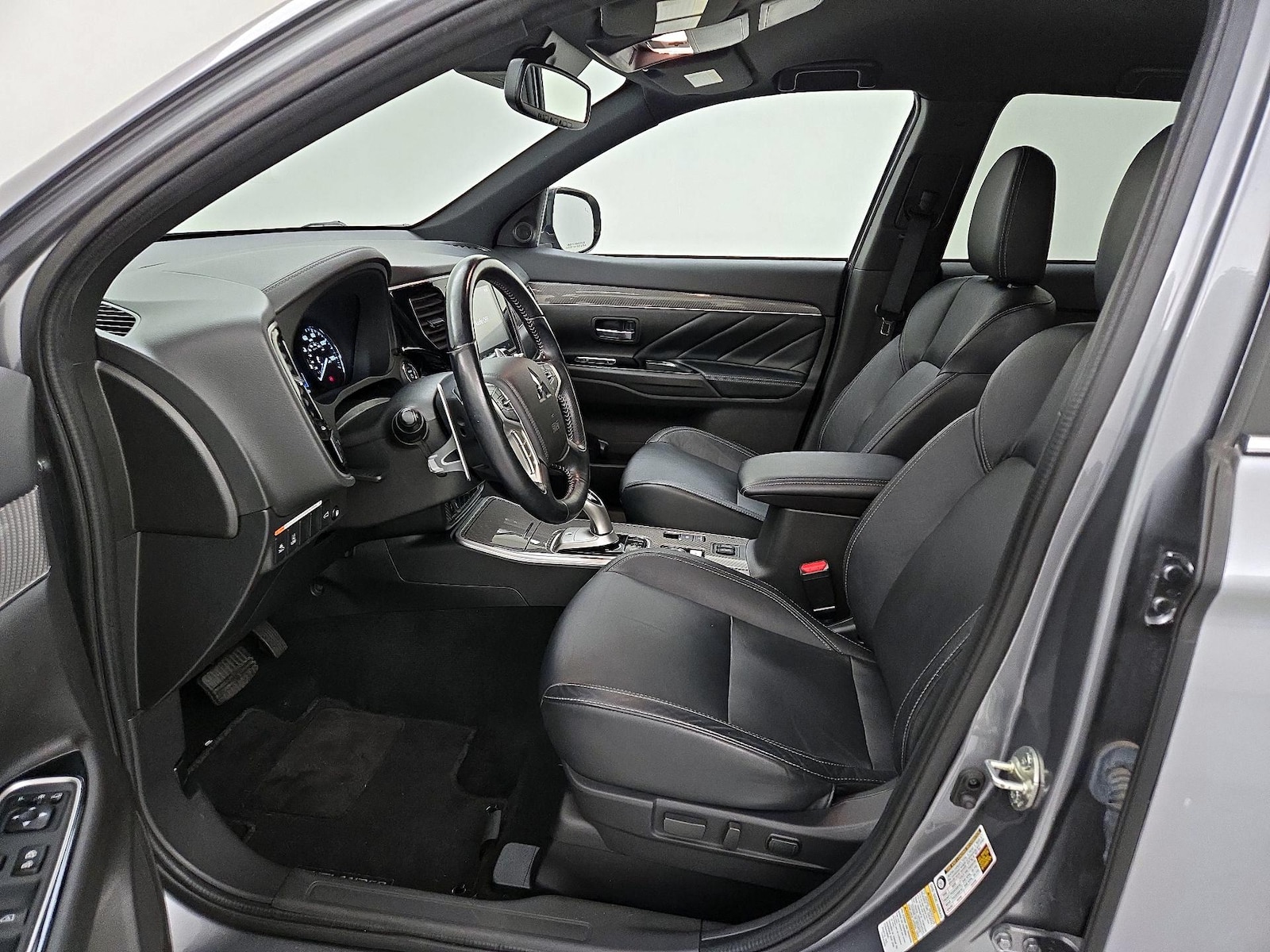 2020 Mitsubishi Outlander SEL - Photo 12