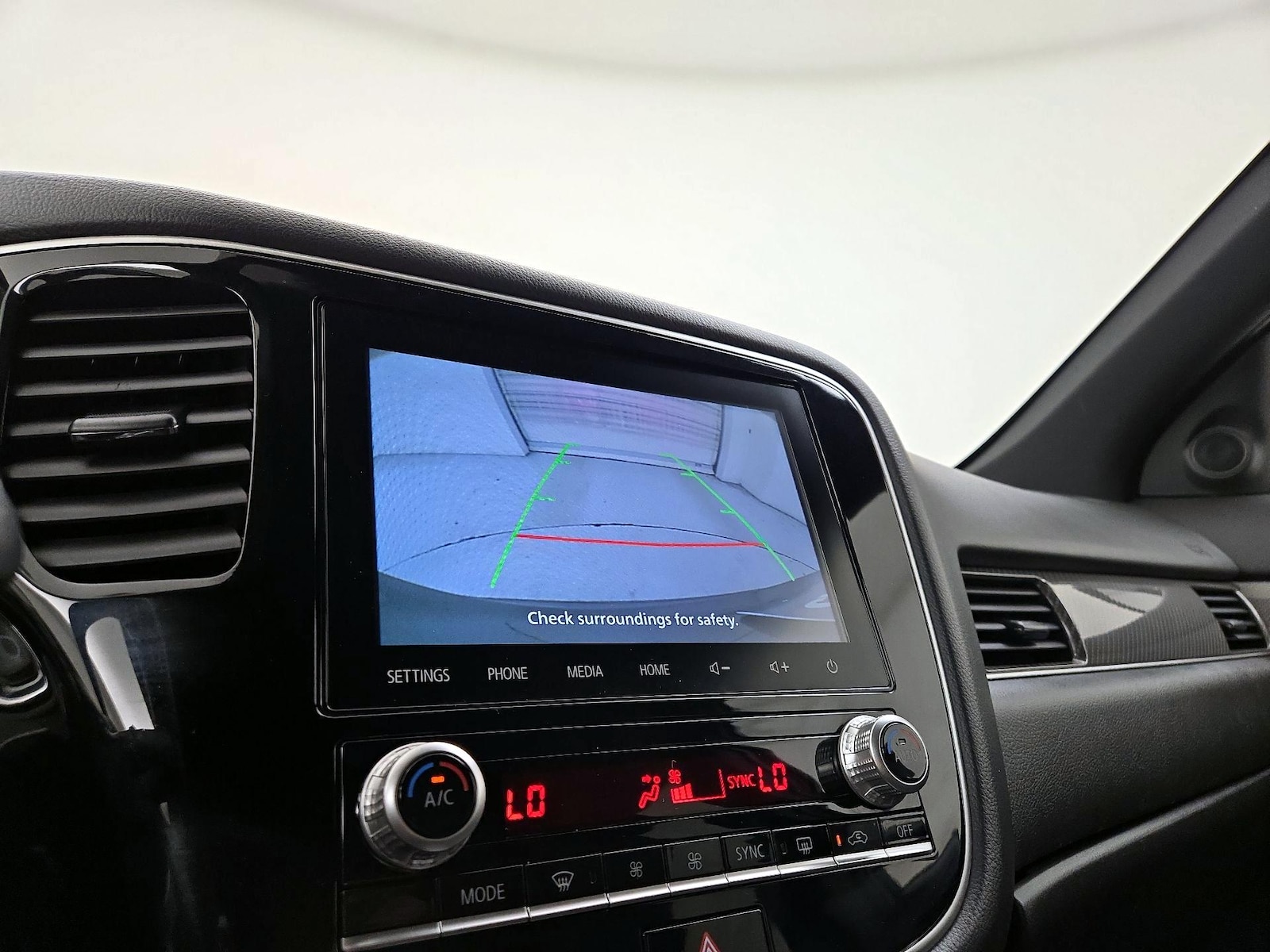 2020 Mitsubishi Outlander SEL - Photo 15
