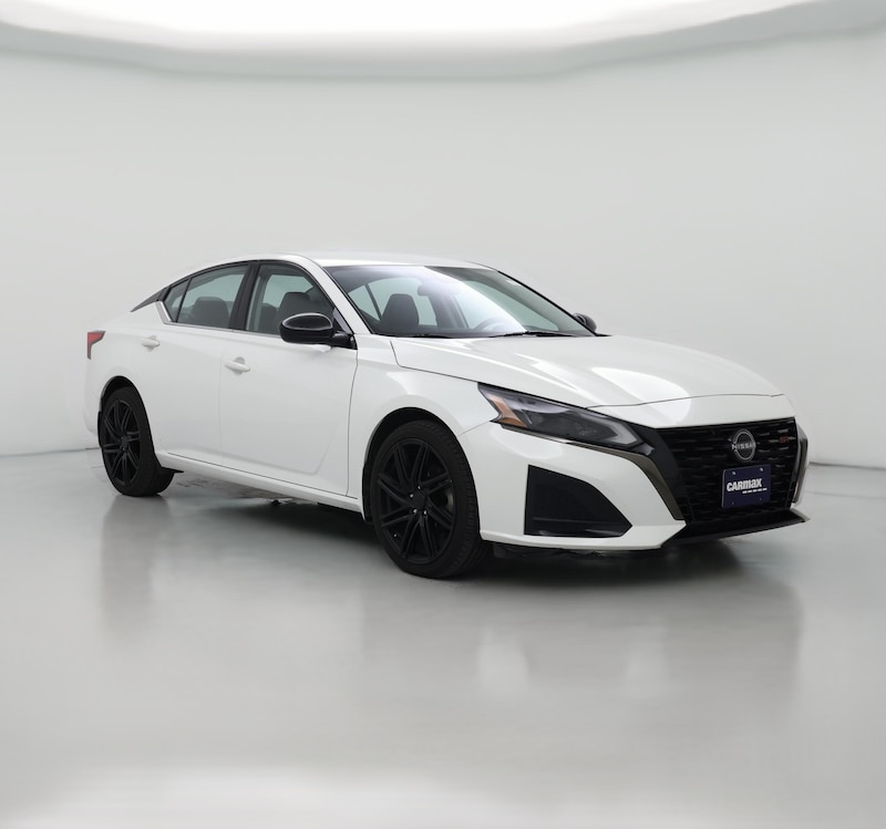 2023 Nissan Altima SR