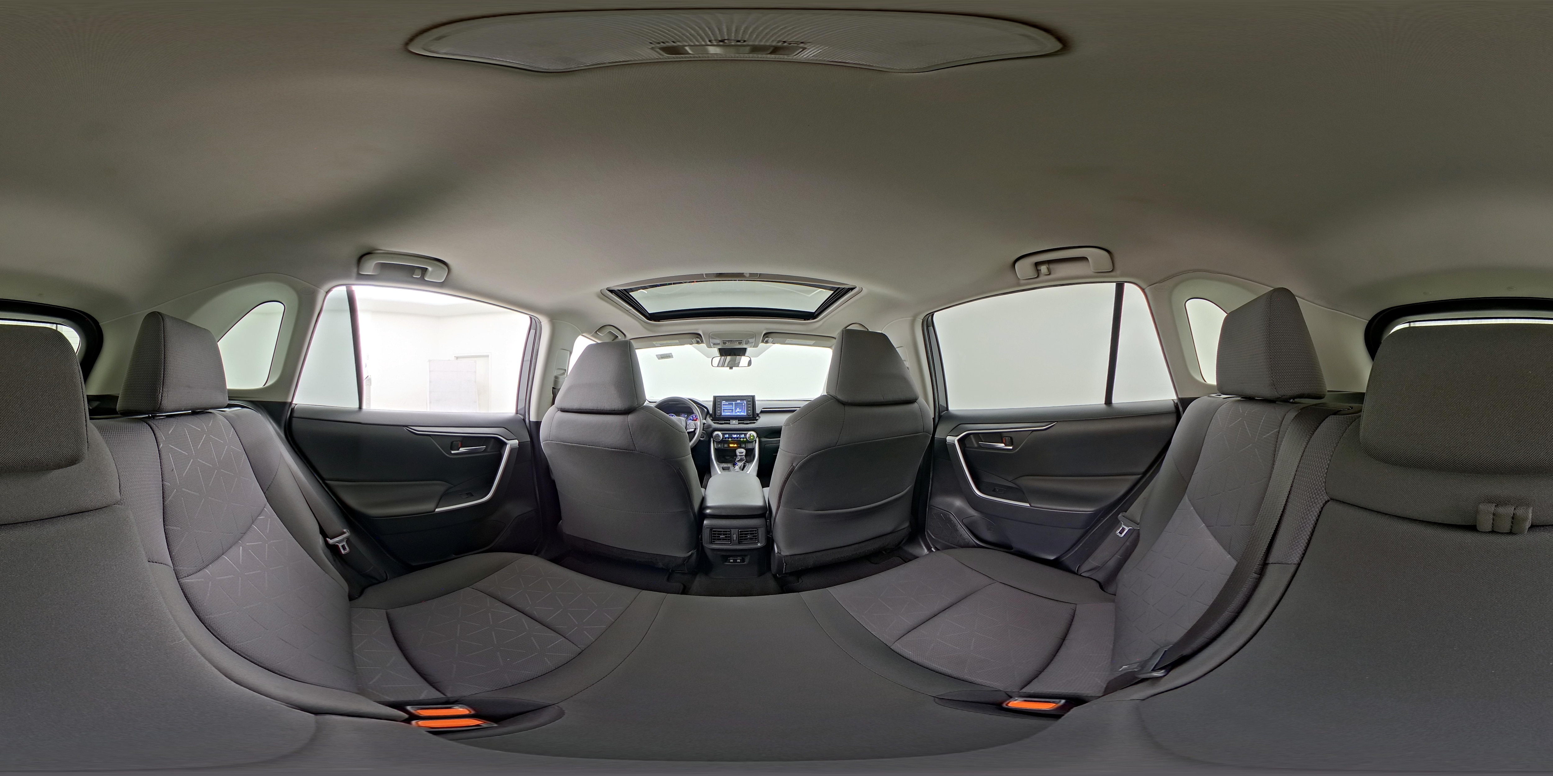 2019 Toyota RAV4 XLE - Photo 26