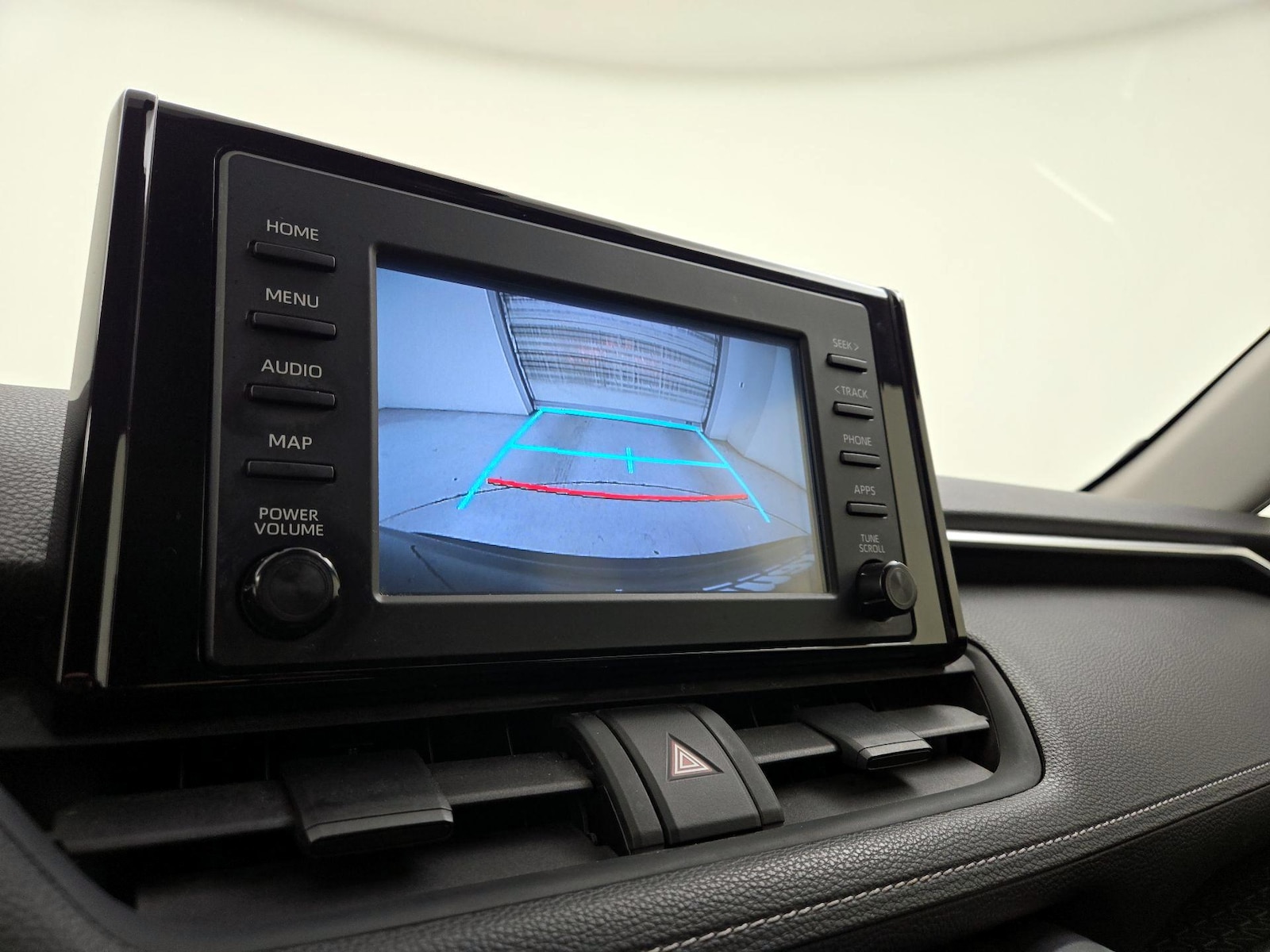 2019 Toyota RAV4 XLE - Photo 15