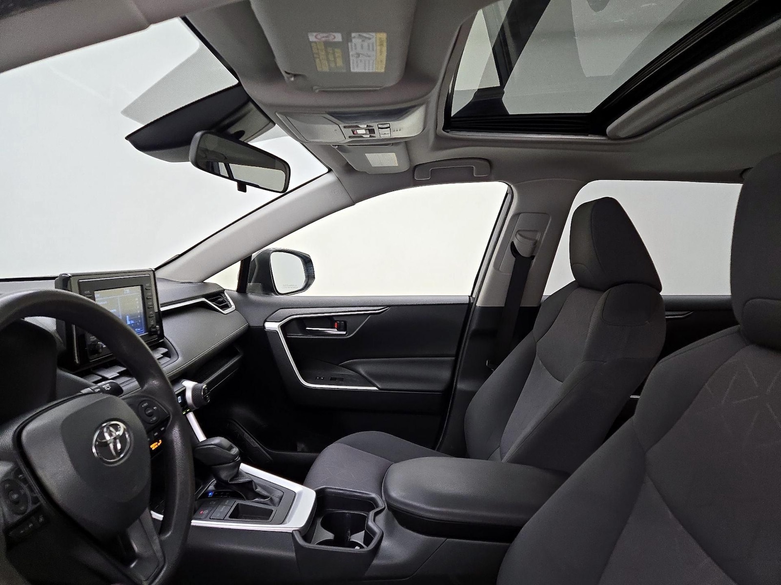 2019 Toyota RAV4 XLE - Photo 20