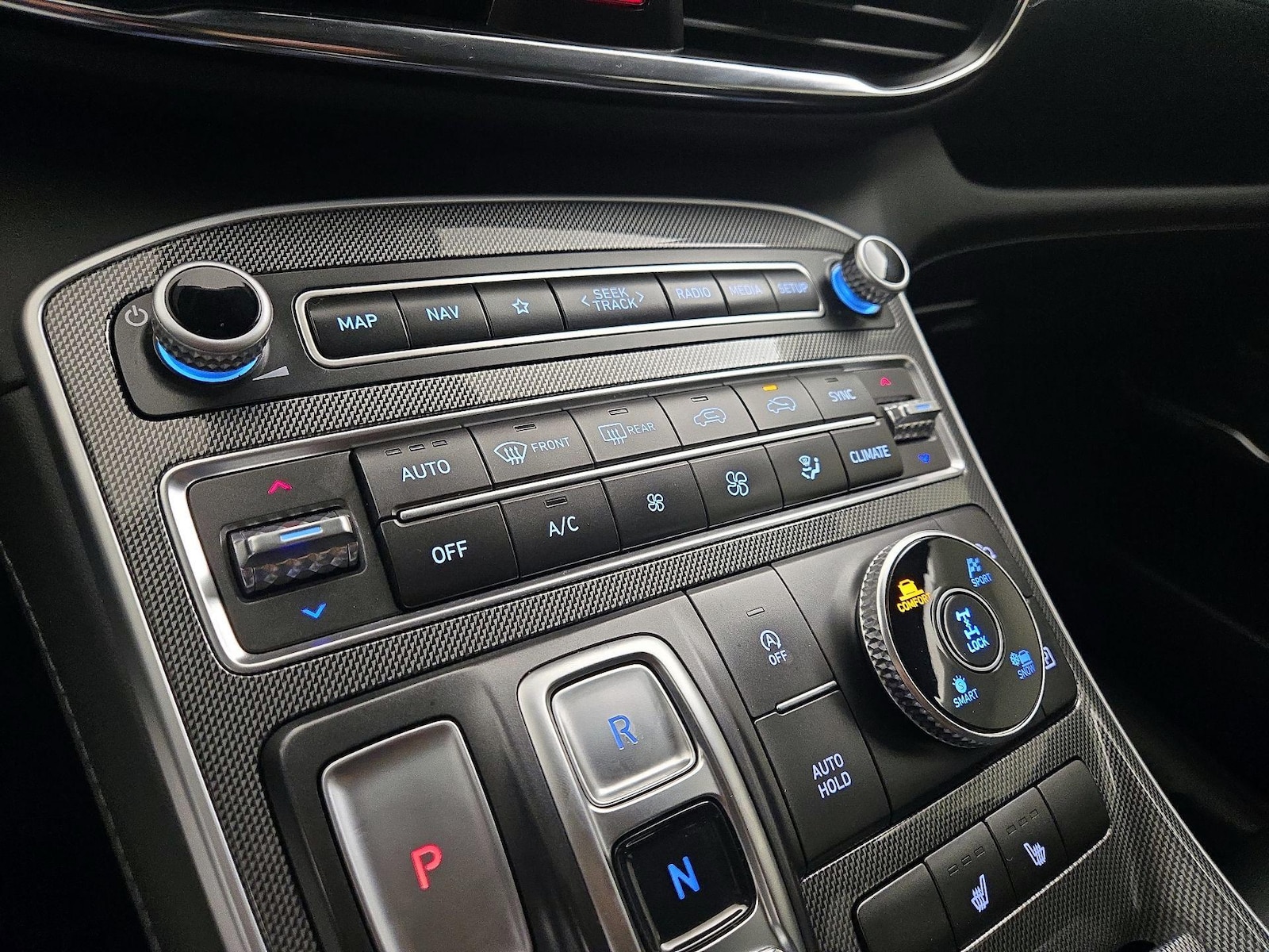 2023 Hyundai Santa Fe SEL - Photo 18