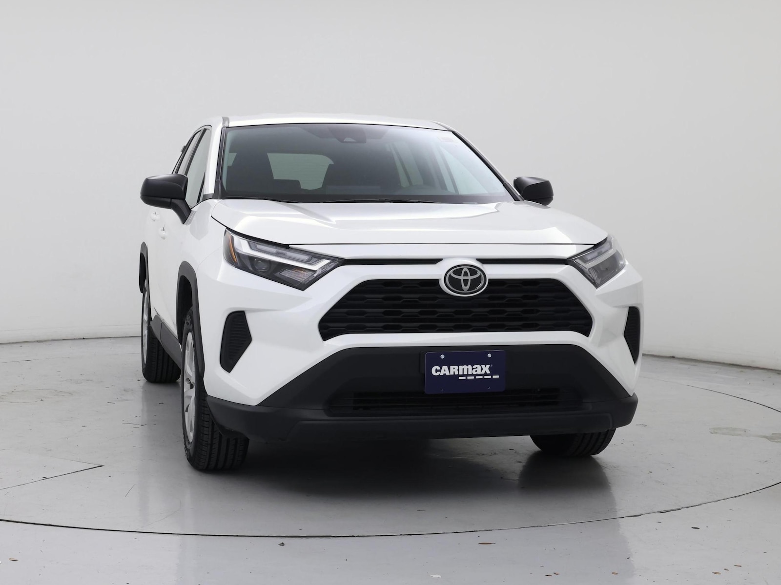 2025 Toyota RAV4 LE - Photo 6