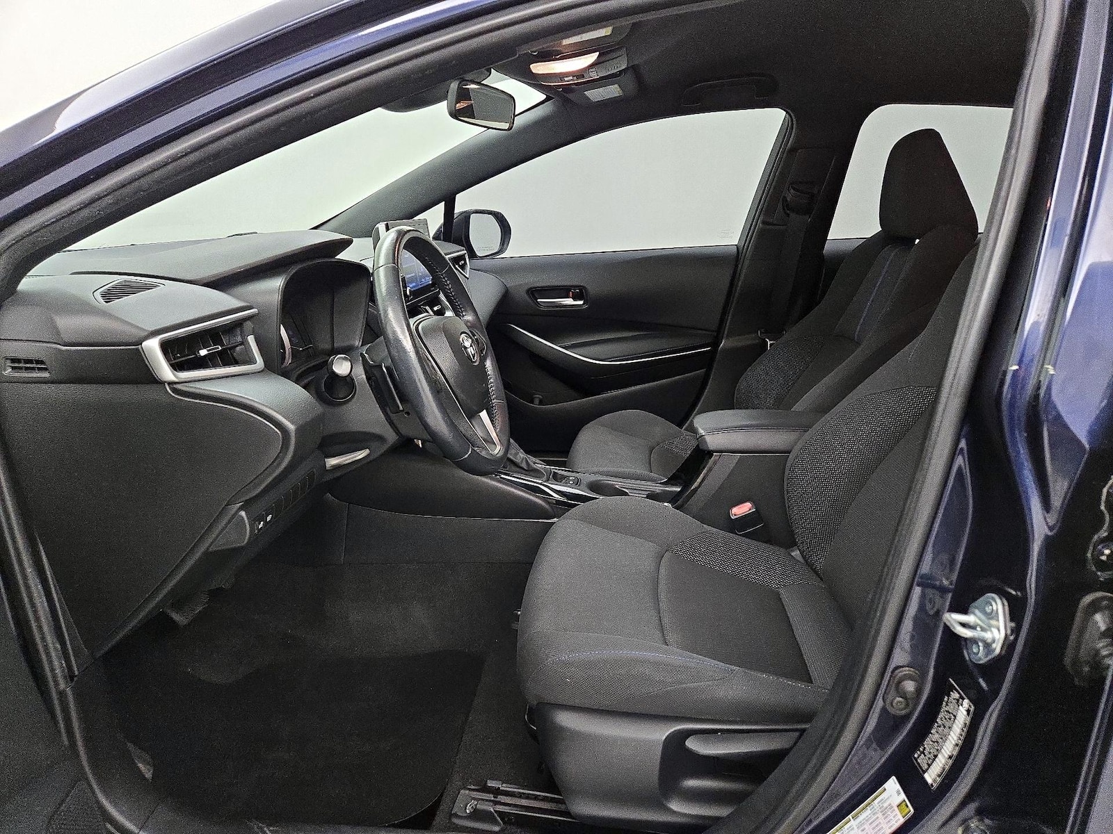 Power Seat(s) & Side Airbags