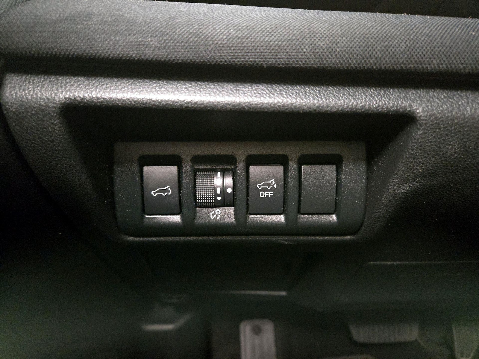 2020 Subaru Outback Premium - Photo 14