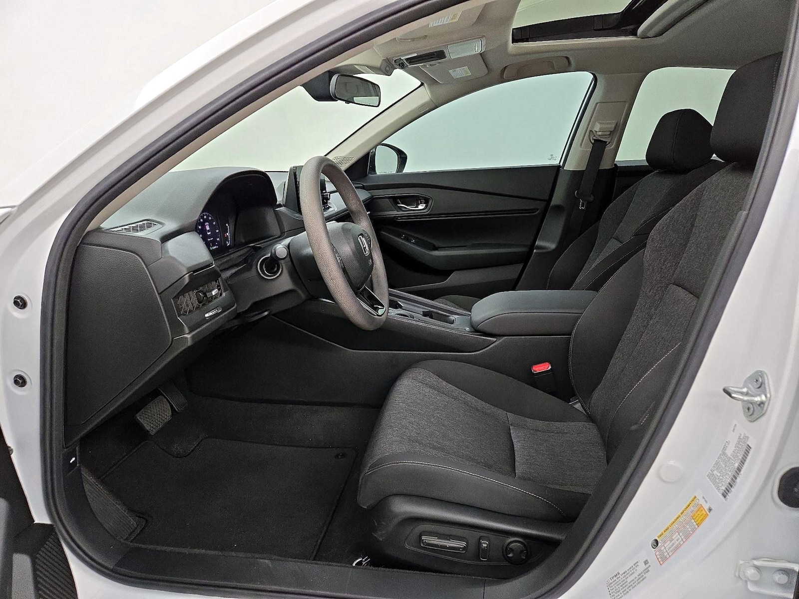 Power Seat(s) & Side Airbags