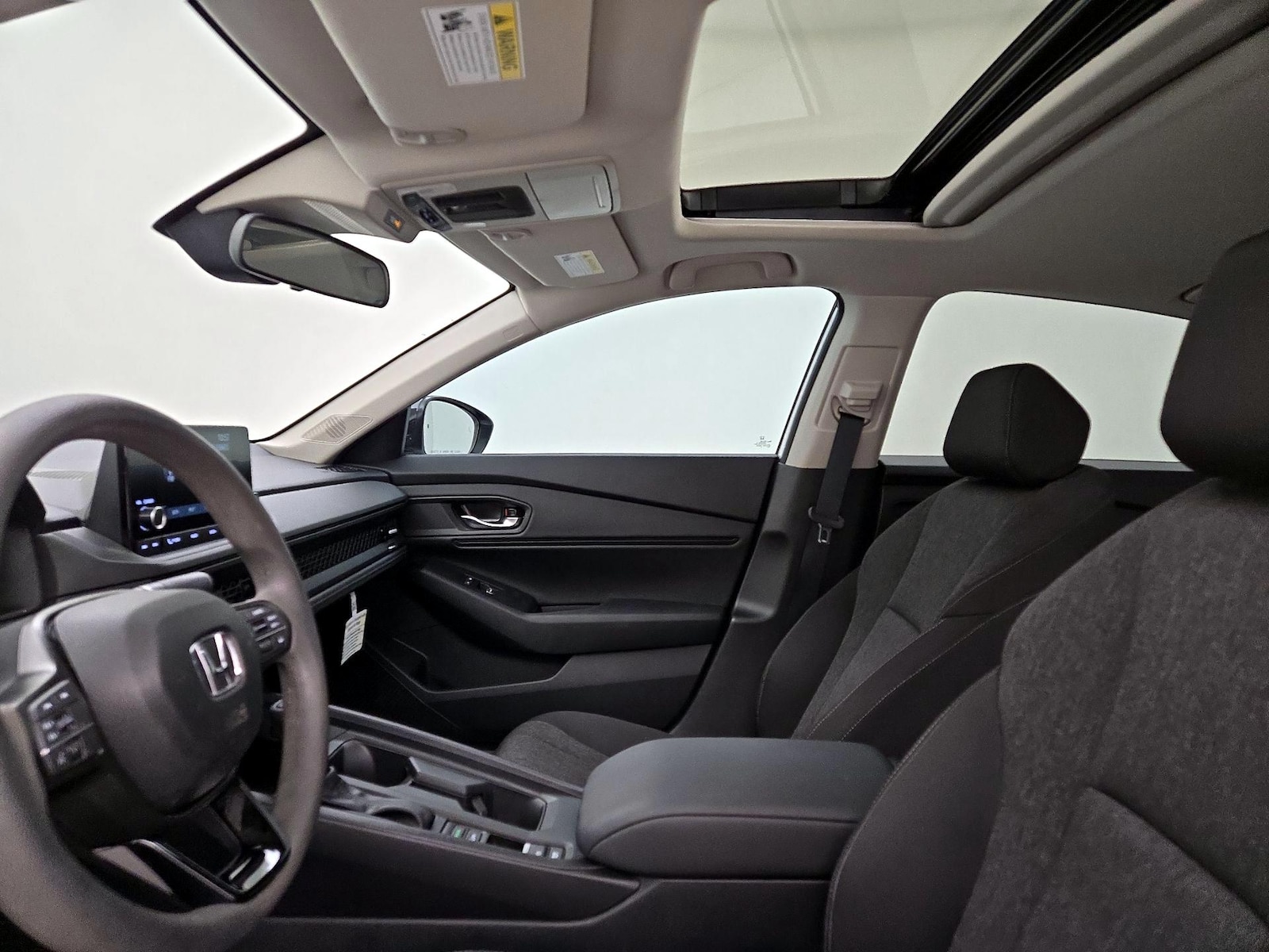 Sunroof(s) & Overhead Airbags