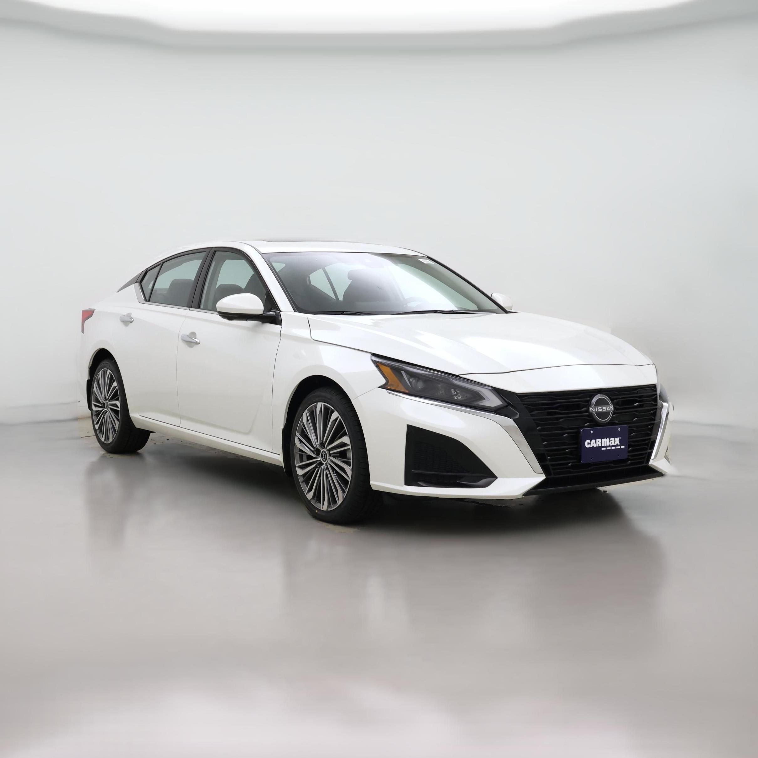 Thumbnail: 2023 Nissan Altima - 1