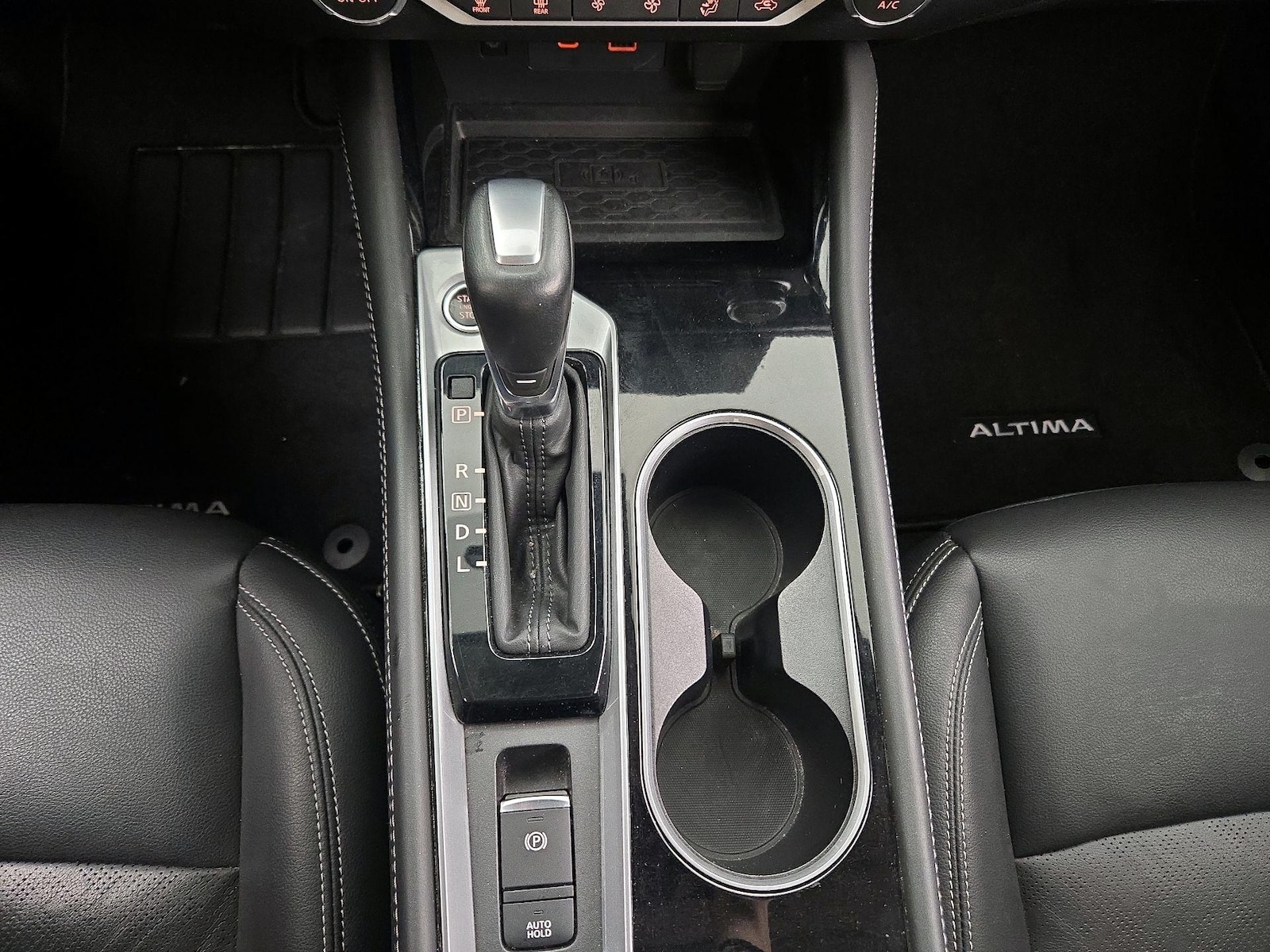 2023 Nissan Altima SL - Photo 17
