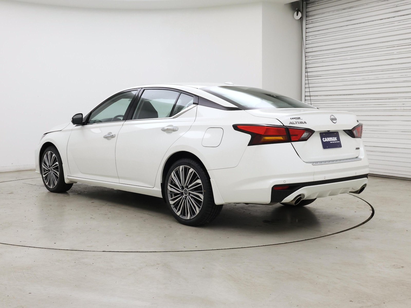 2023 Nissan Altima SL - Photo 3