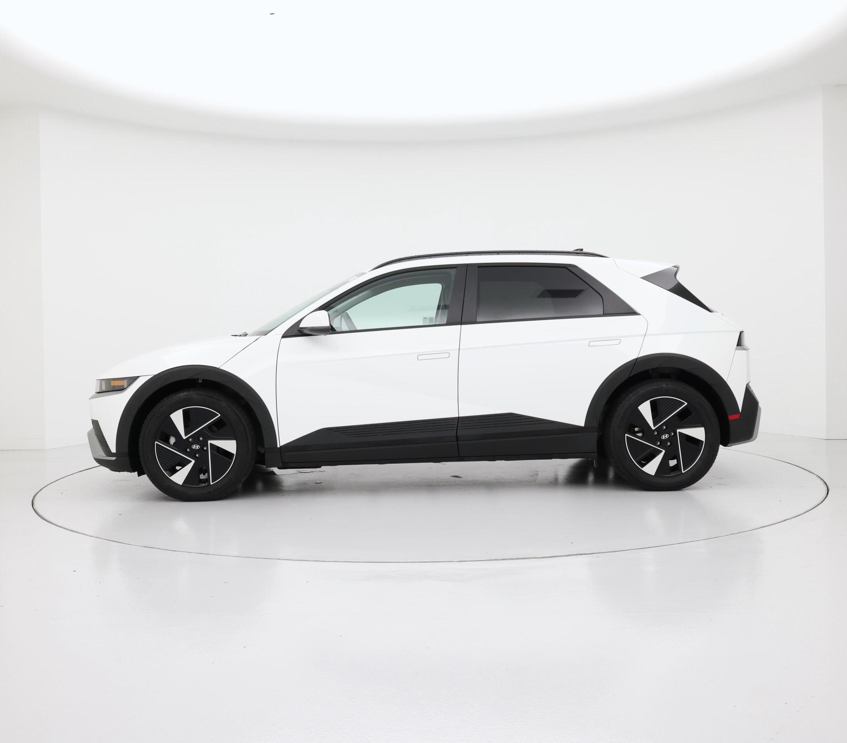 Thumbnail: 2025 Hyundai Ioniq 5 - 3