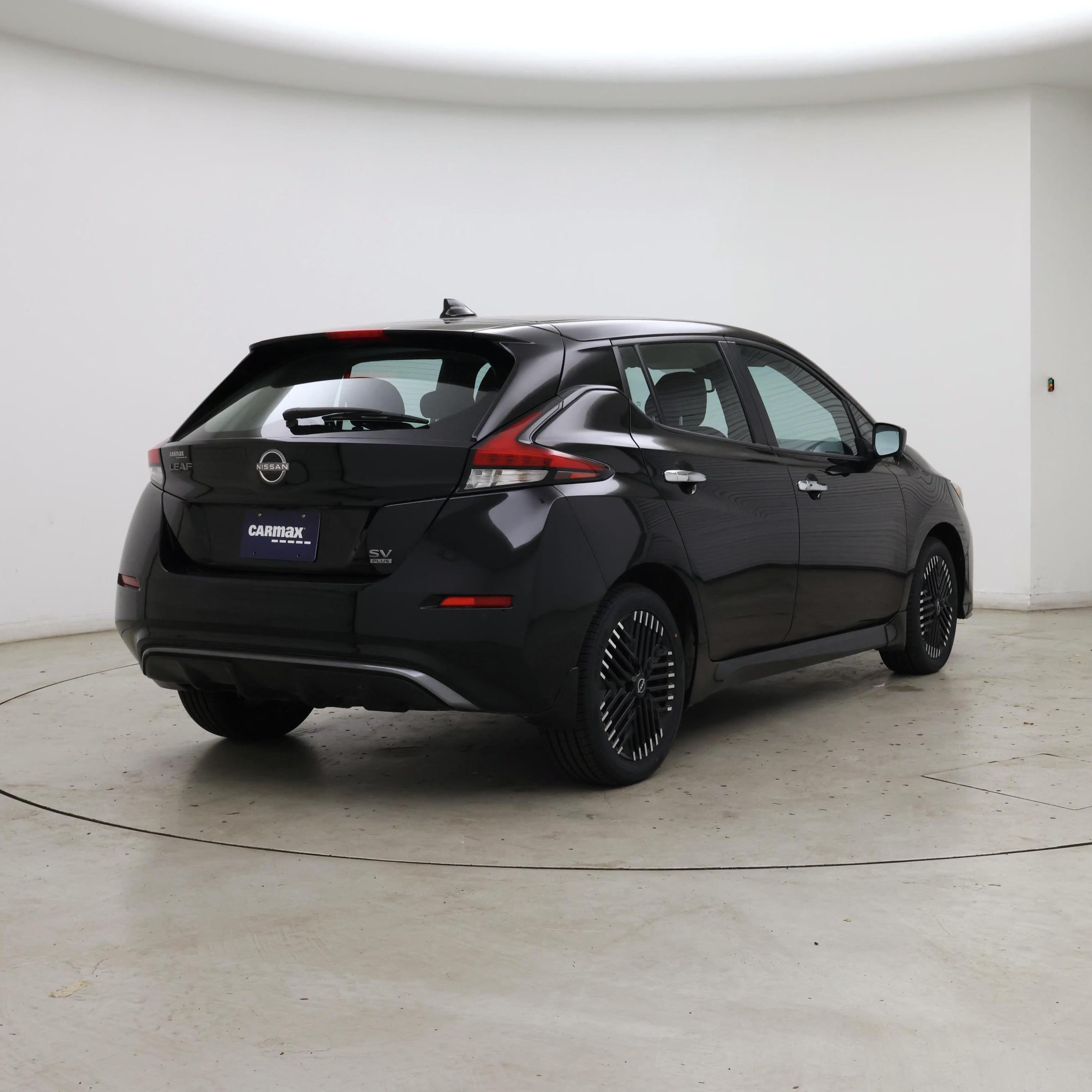 Thumbnail: 2024 Nissan Leaf - 8