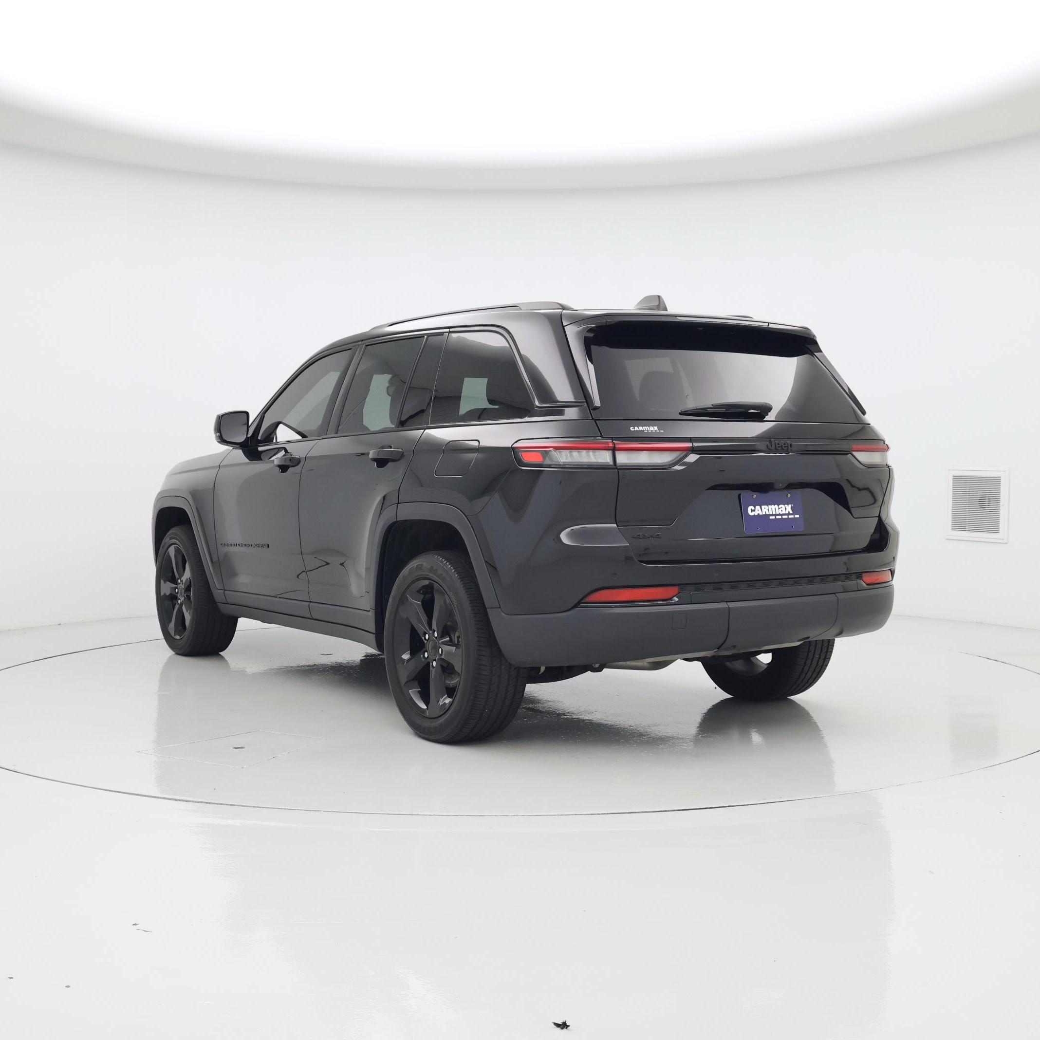 Thumbnail: 2023 Jeep Grand Cherokee - 2