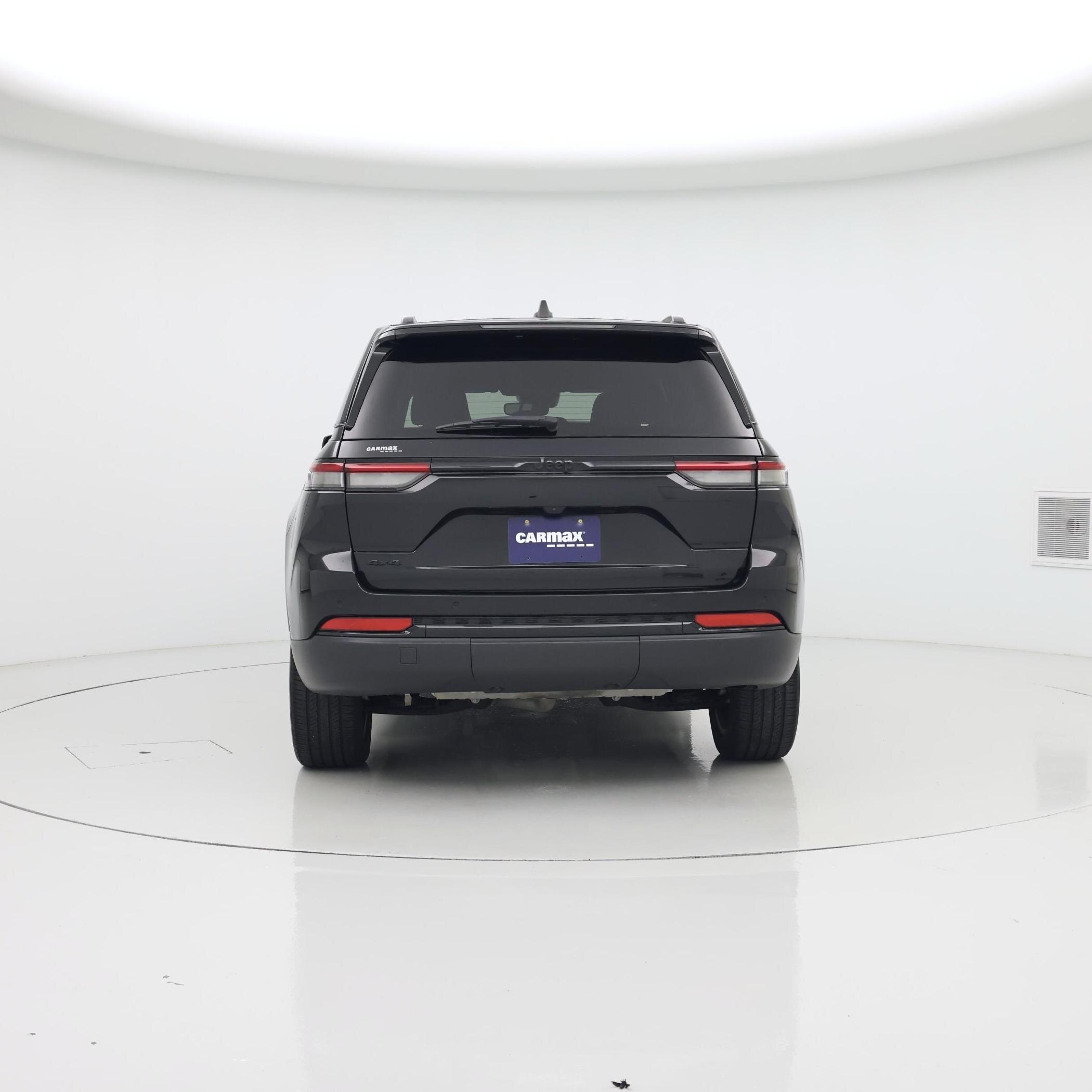 Thumbnail: 2023 Jeep Grand Cherokee - 6