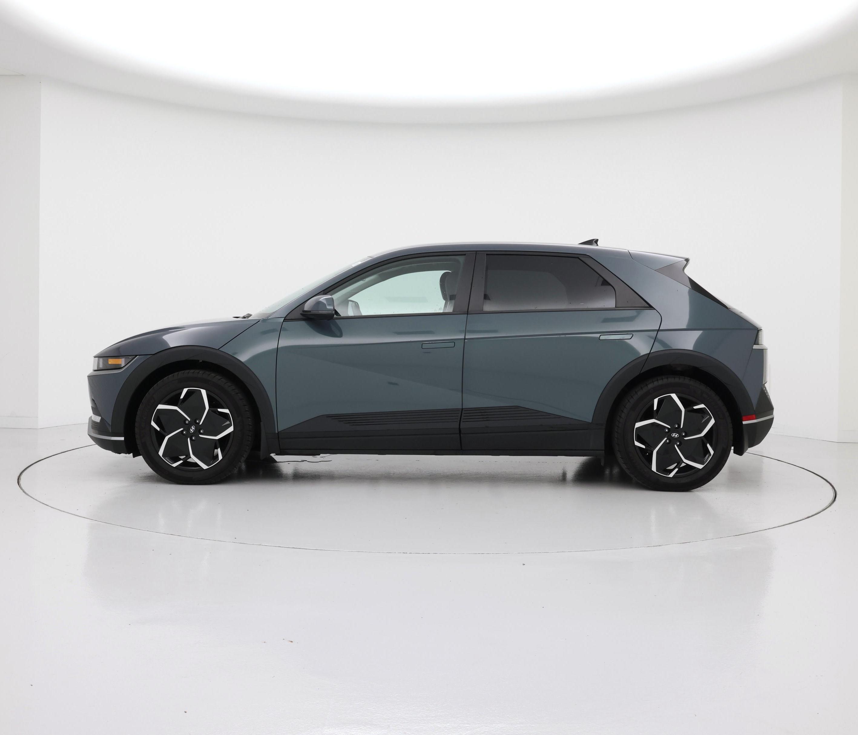 Thumbnail: 2024 Hyundai Ioniq 5 - 3