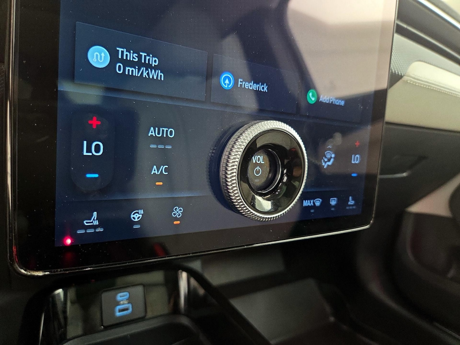 2023 Ford Mustang Mach-E Premium AWD - Photo 18