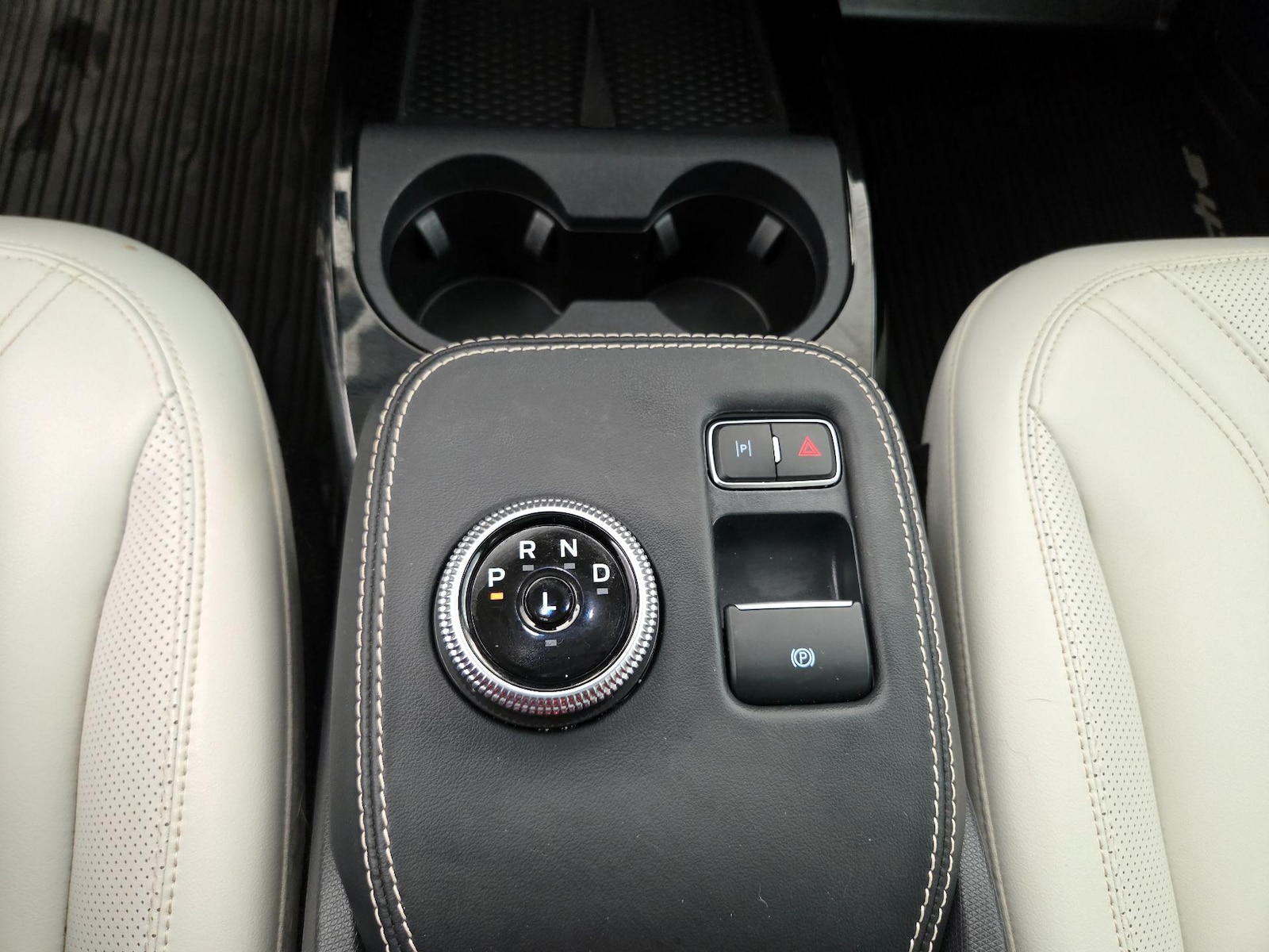 2023 Ford Mustang Mach-E Premium AWD - Photo 19